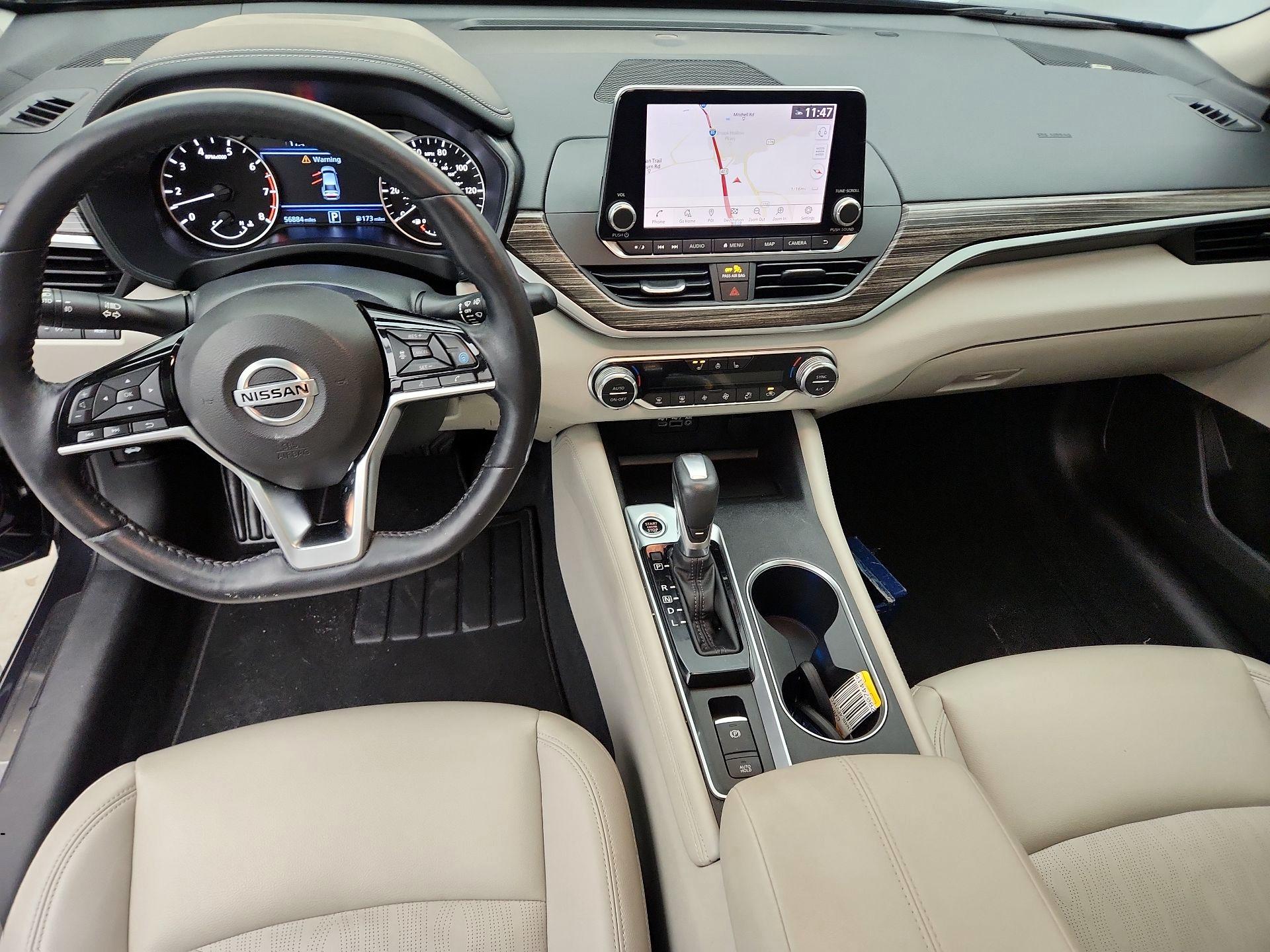 Thumbnail: 2019 Nissan Altima - 9