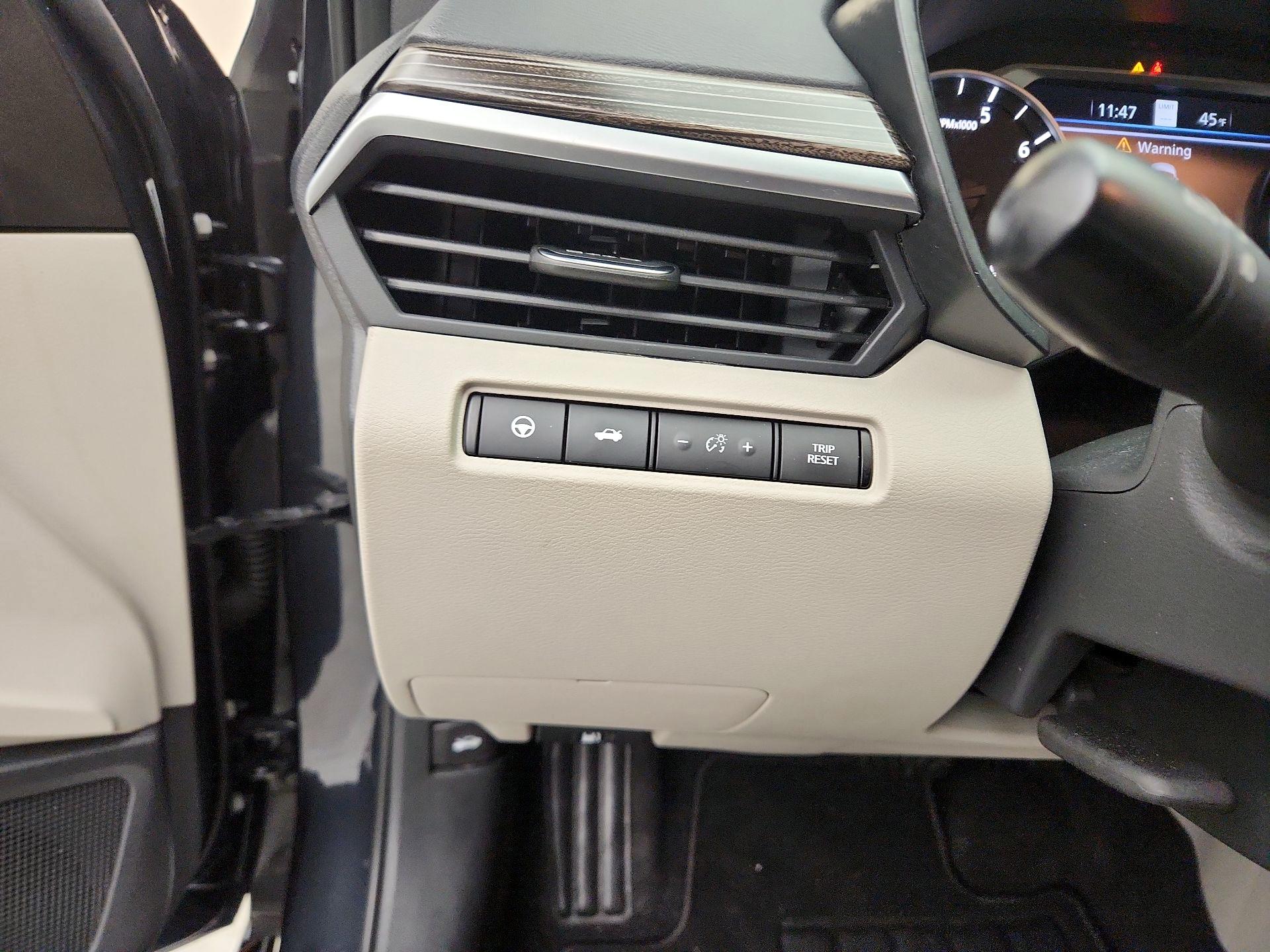 Thumbnail: 2019 Nissan Altima - 13