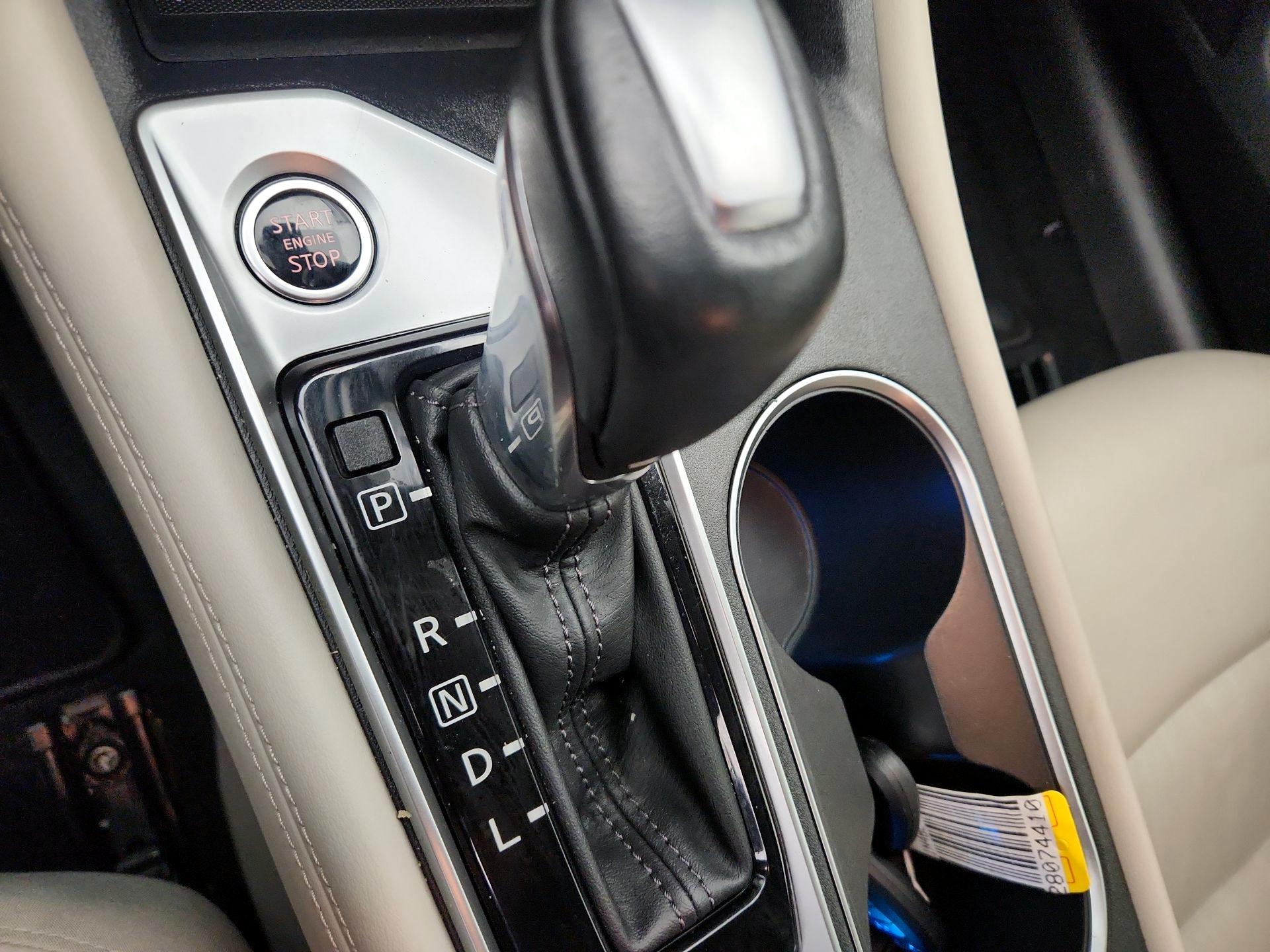 Thumbnail: 2019 Nissan Altima - 18