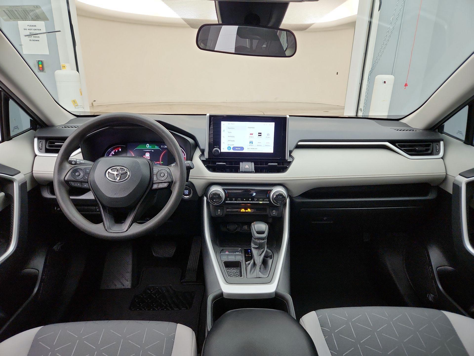 Thumbnail: 2023 Toyota RAV4 - 9