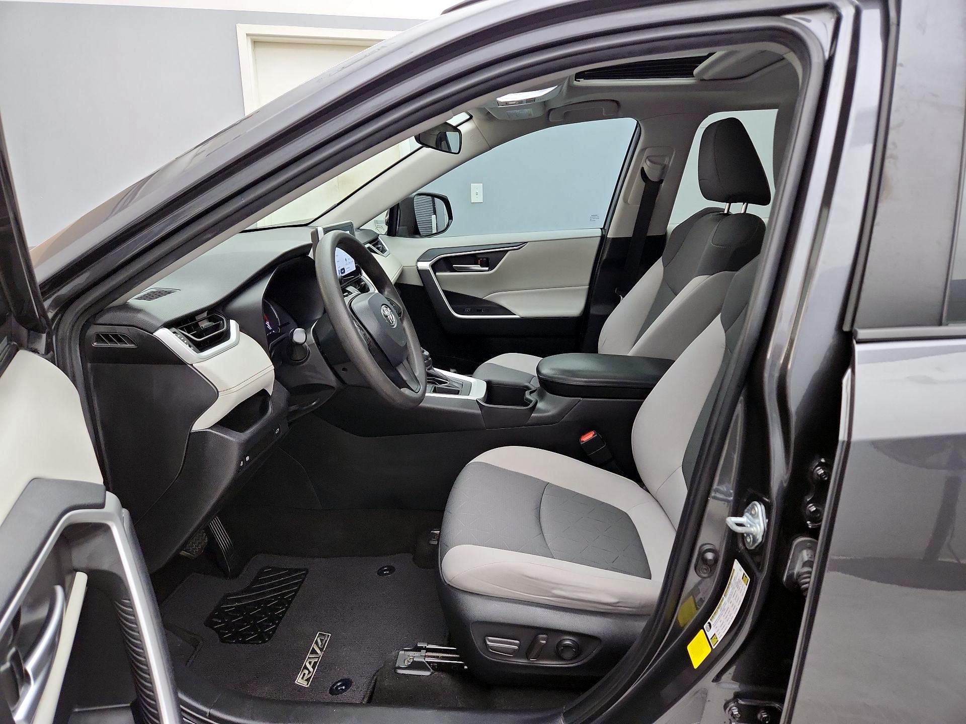 Thumbnail: 2023 Toyota RAV4 - 11