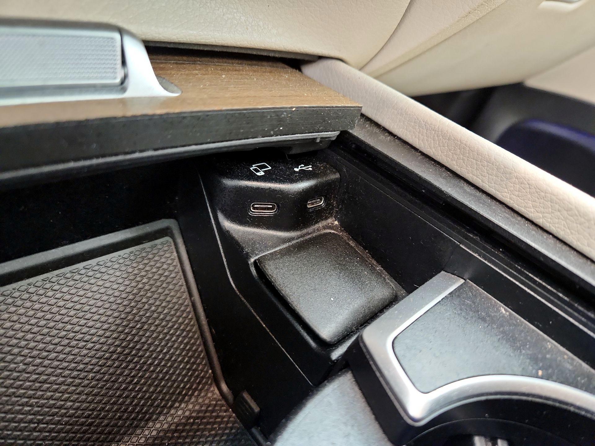 Thumbnail: 2022 Mercedes-Benz GLE - 19