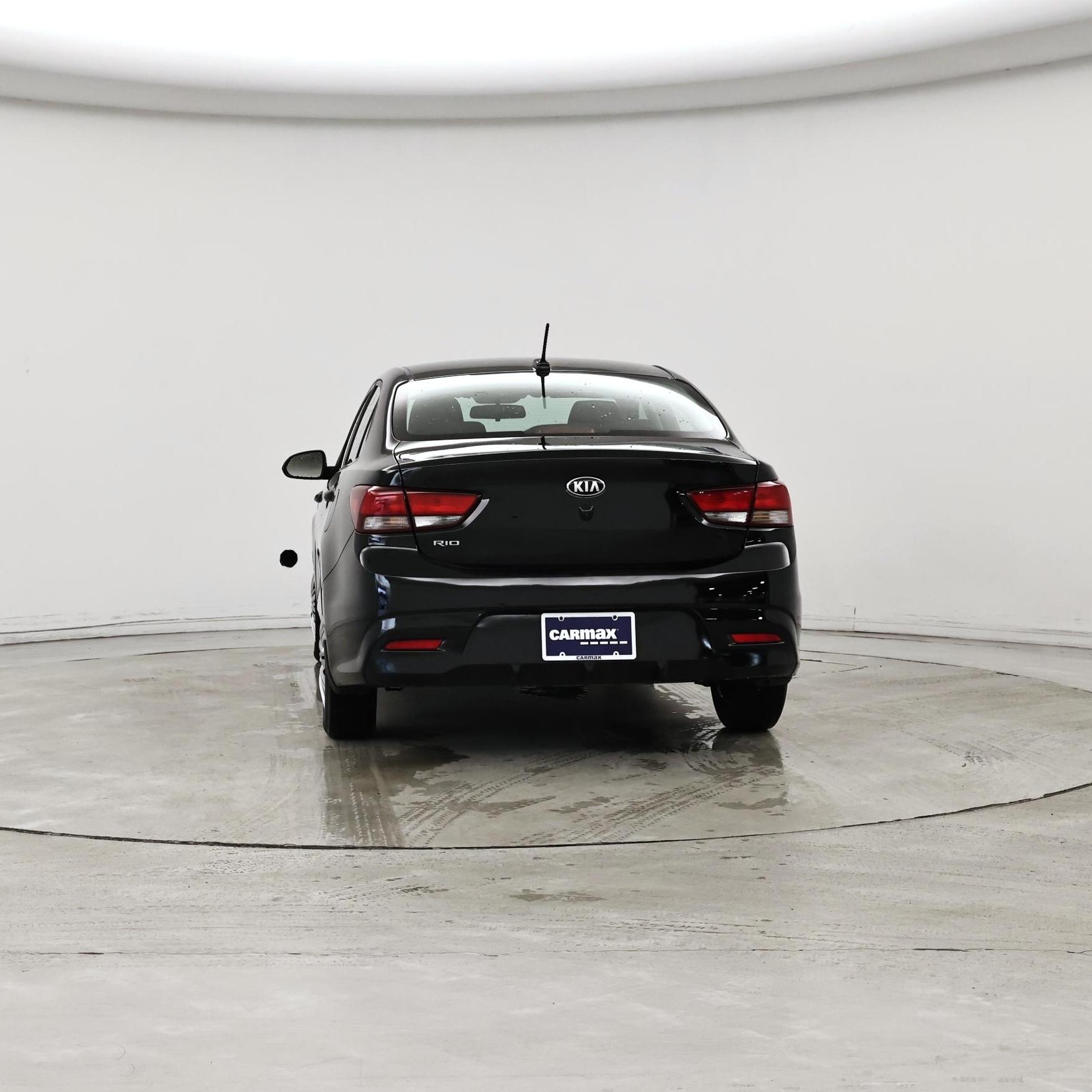 Thumbnail: 2019 Kia Rio - 6