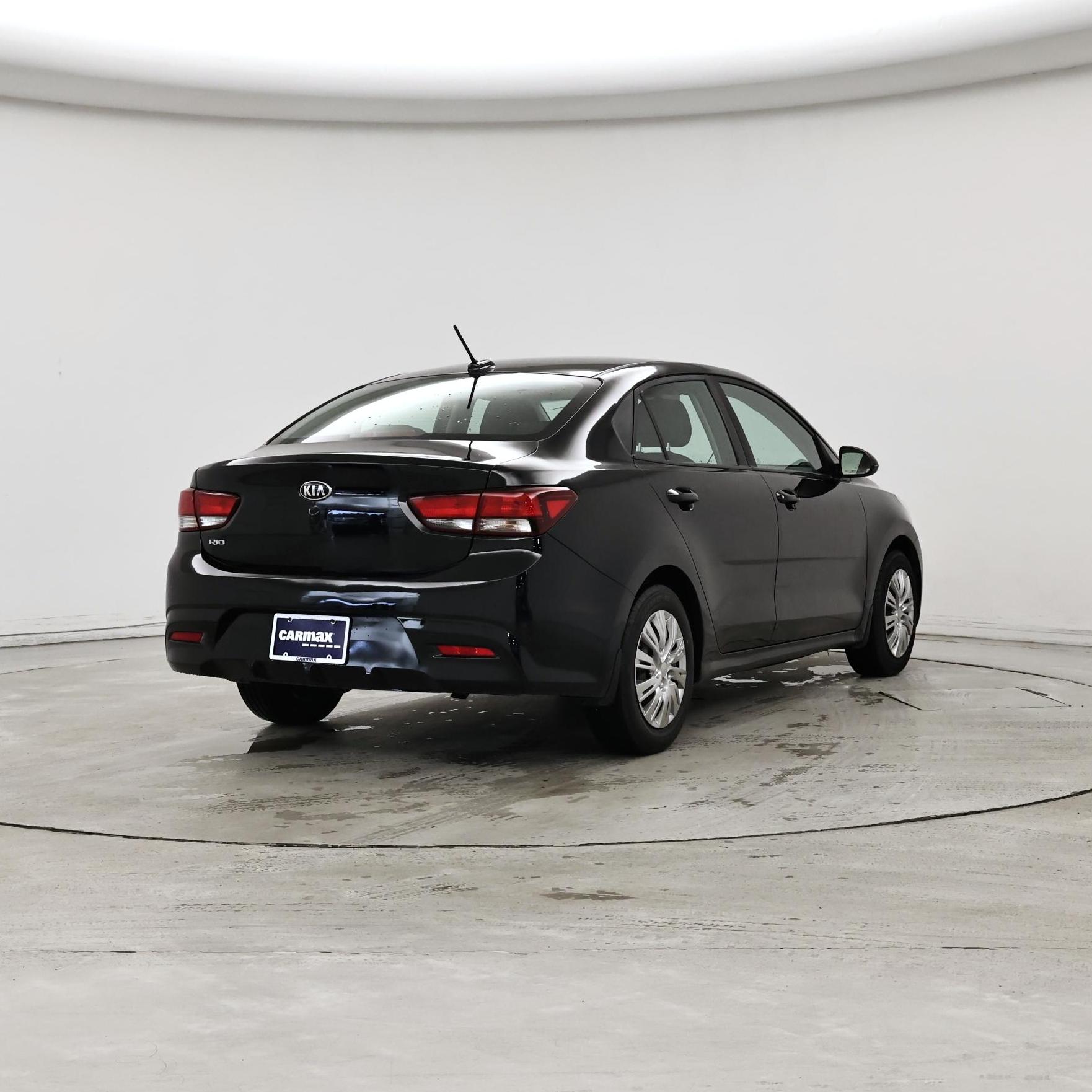 Thumbnail: 2019 Kia Rio - 8