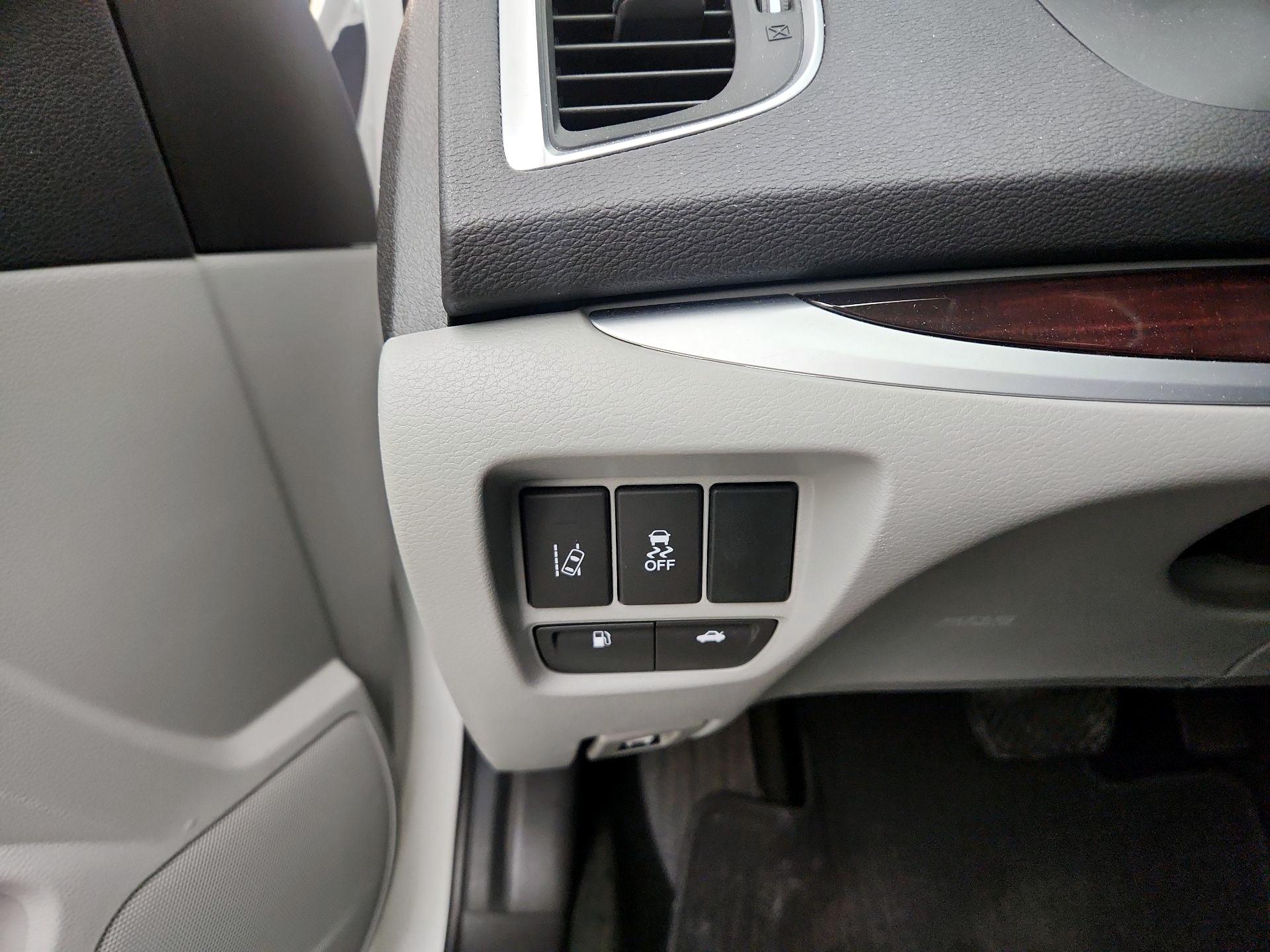 Thumbnail: 2016 Acura TLX - 13