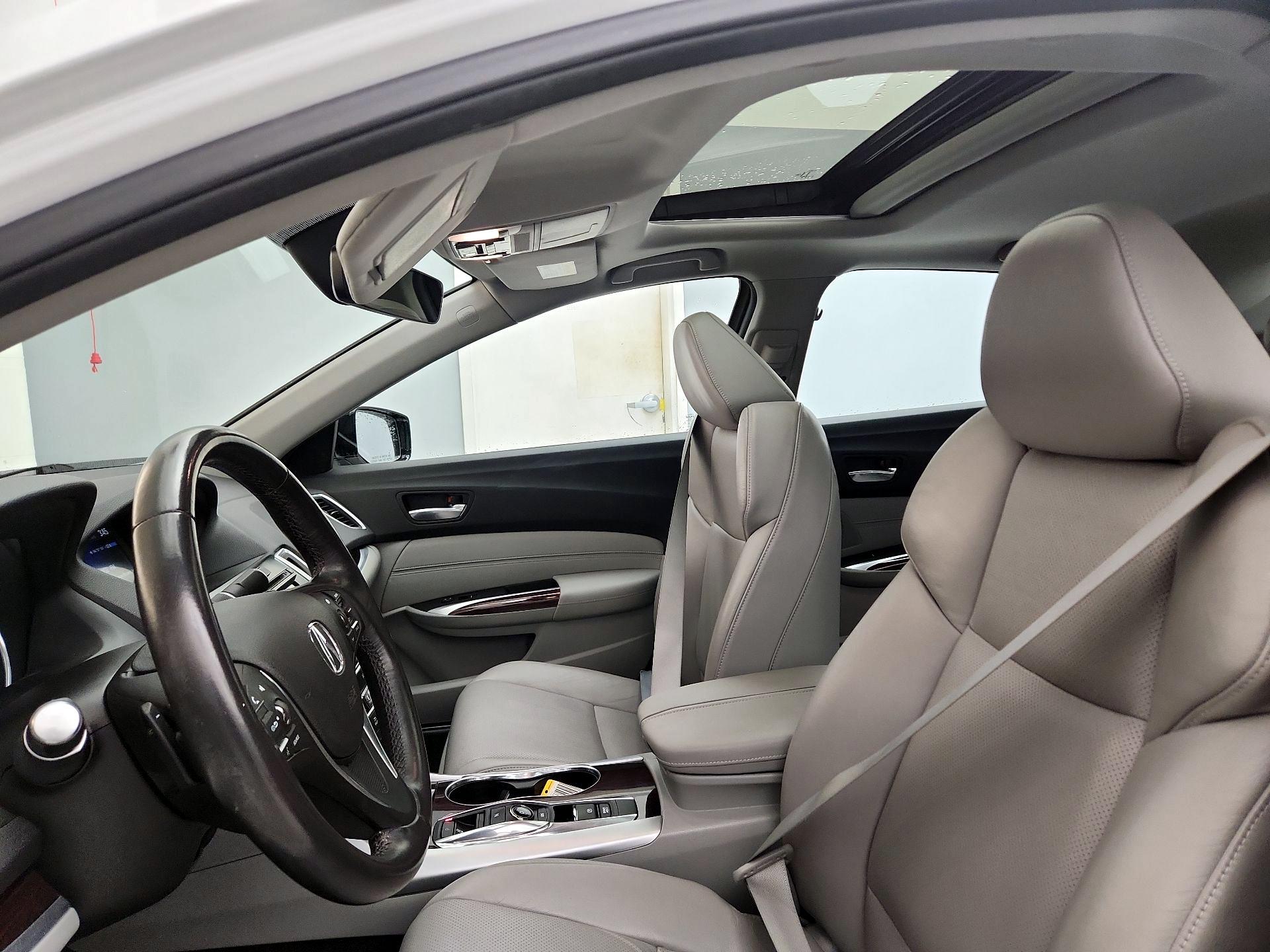 Thumbnail: 2016 Acura TLX - 18