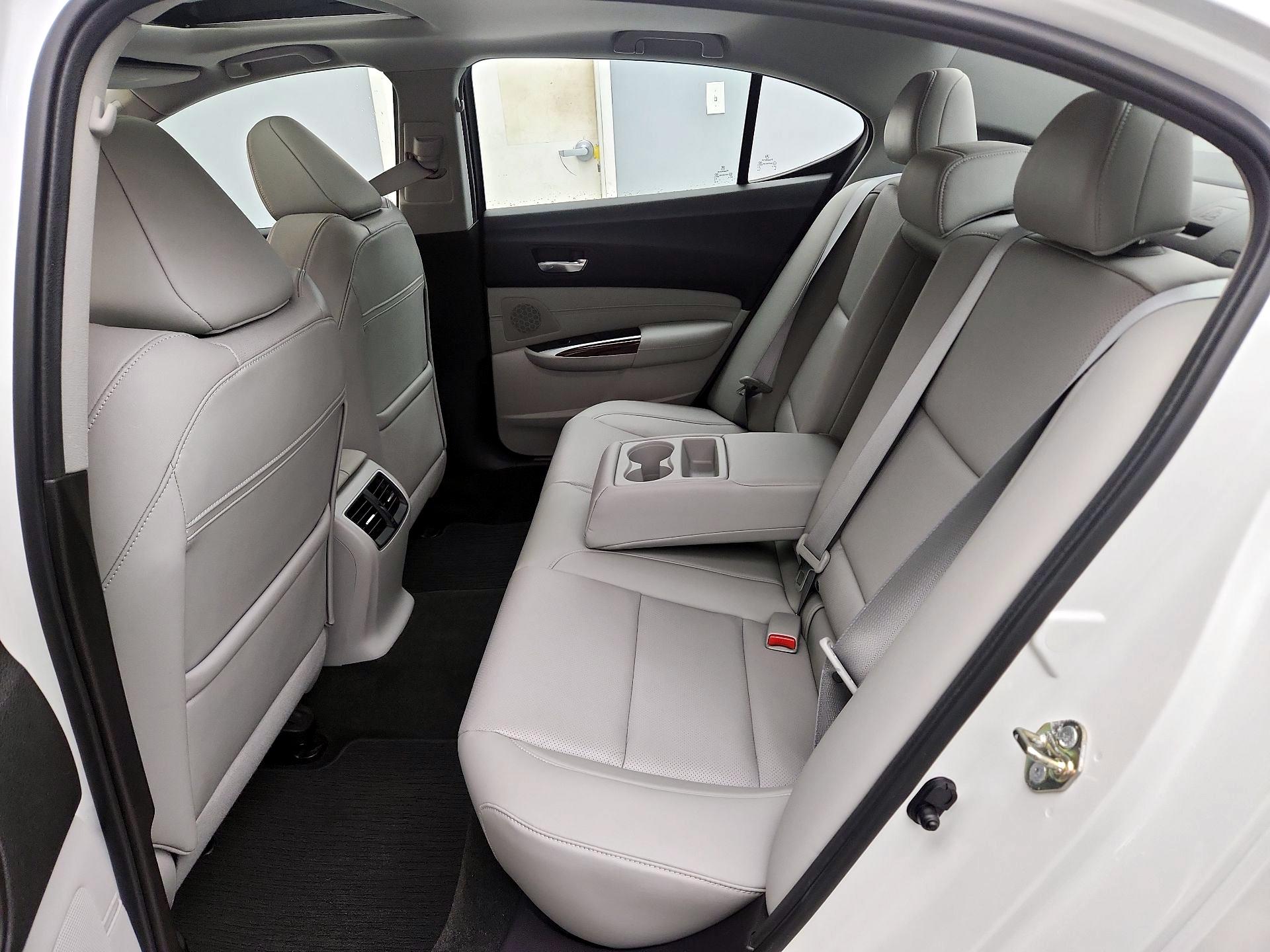 Thumbnail: 2016 Acura TLX - 19