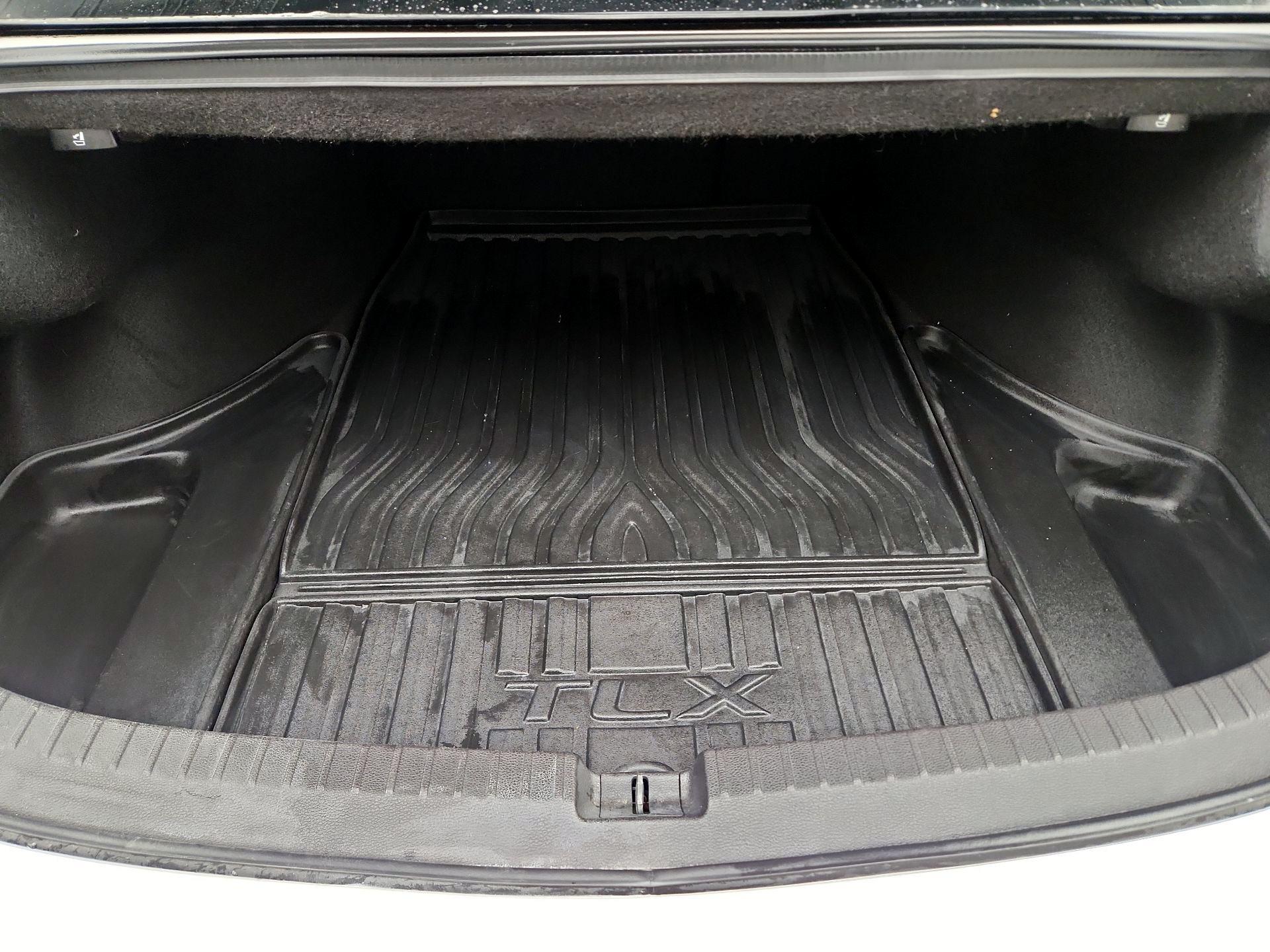 Thumbnail: 2016 Acura TLX - 20