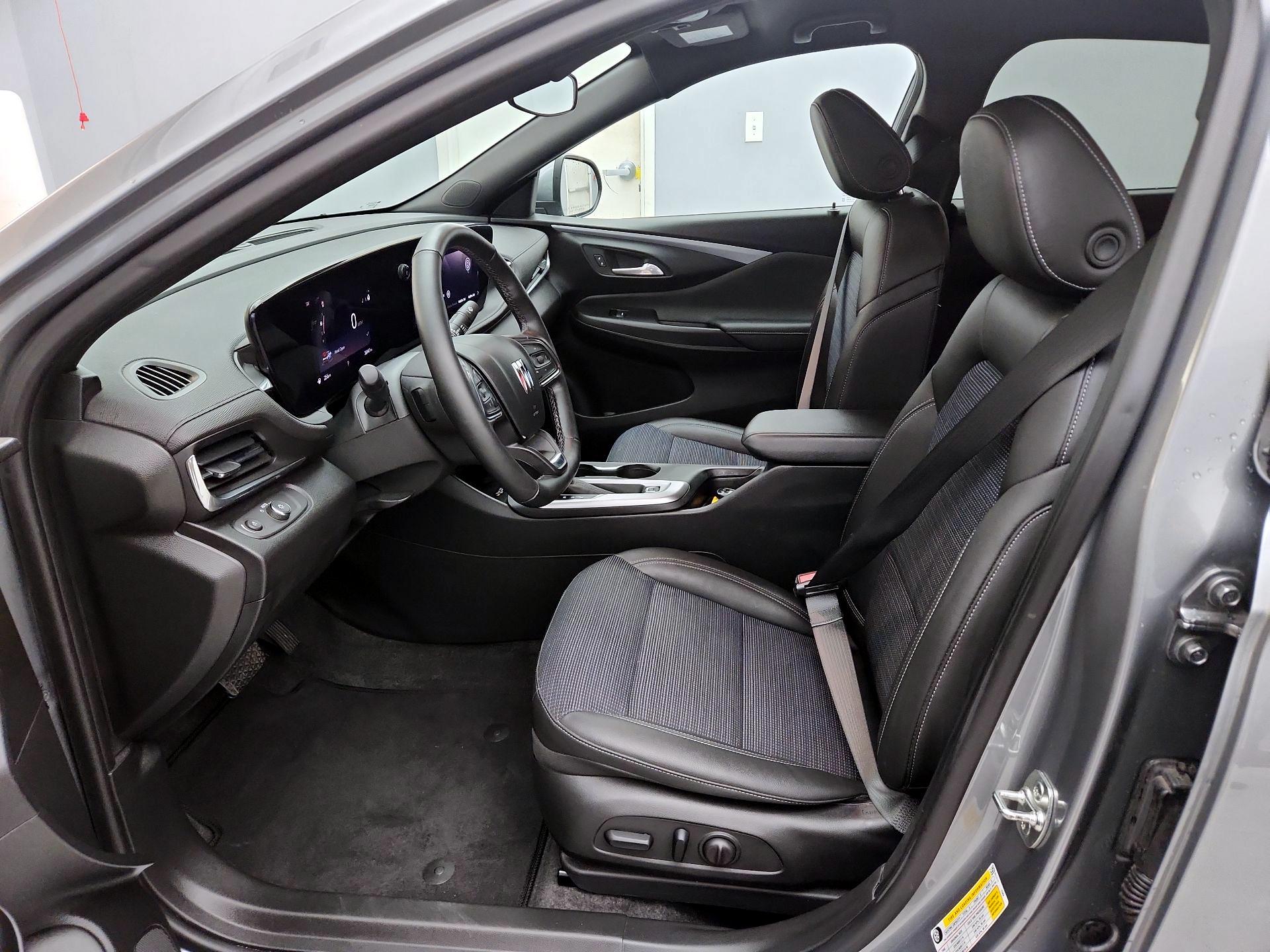 Thumbnail: 2024 Buick Envista - 11