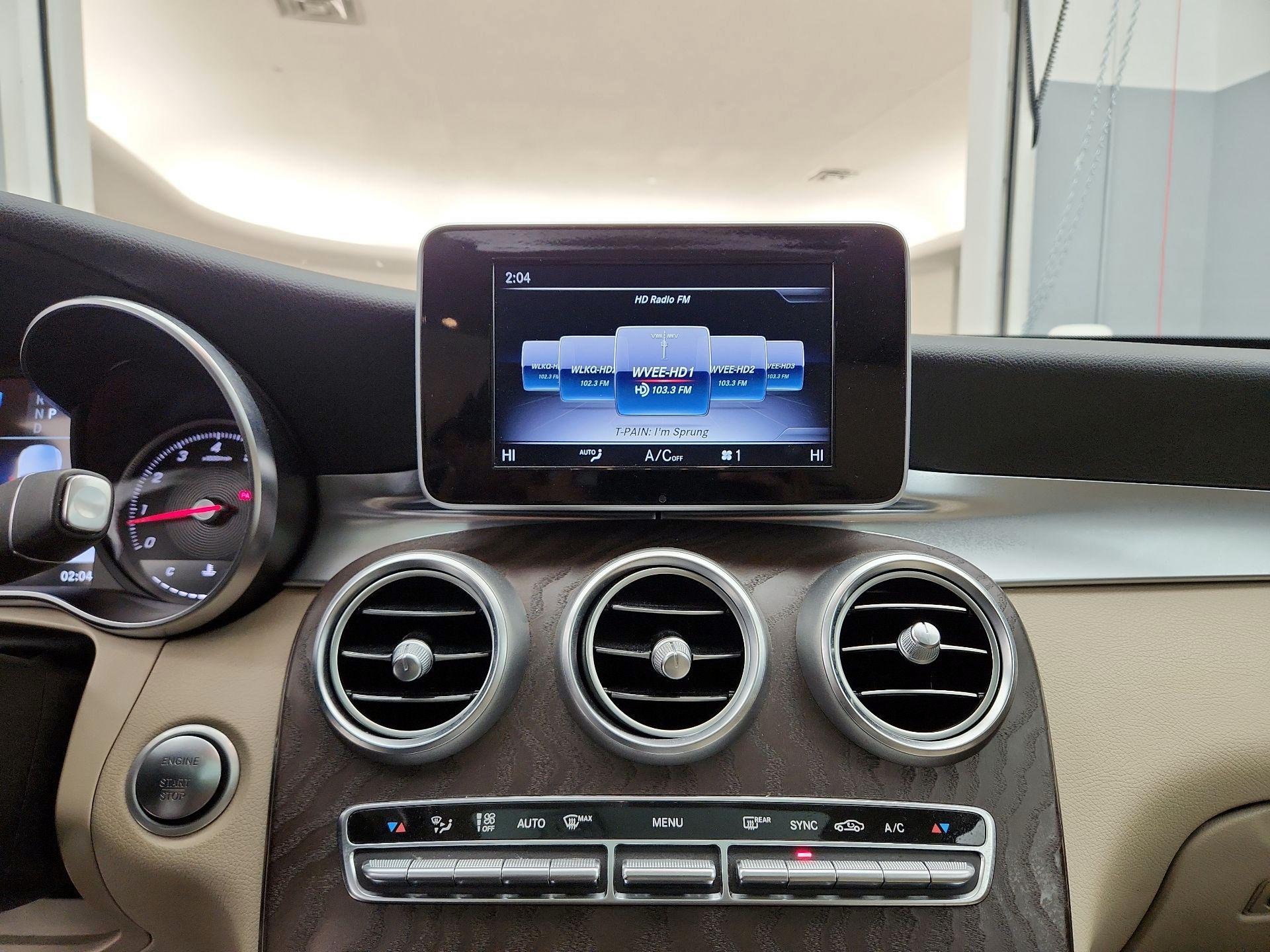 Thumbnail: 2019 Mercedes-Benz GLC - 16