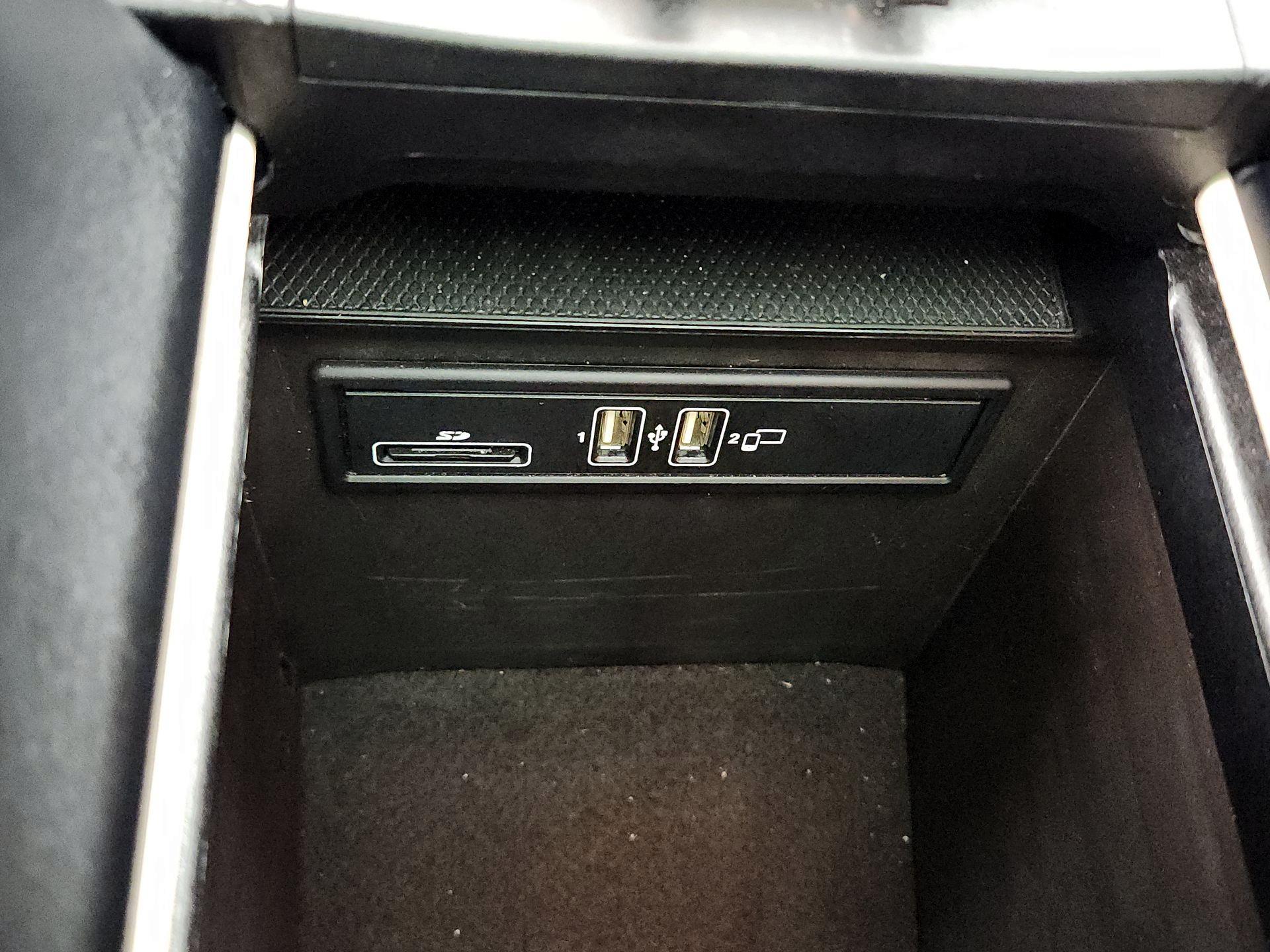 Thumbnail: 2019 Mercedes-Benz GLC - 19