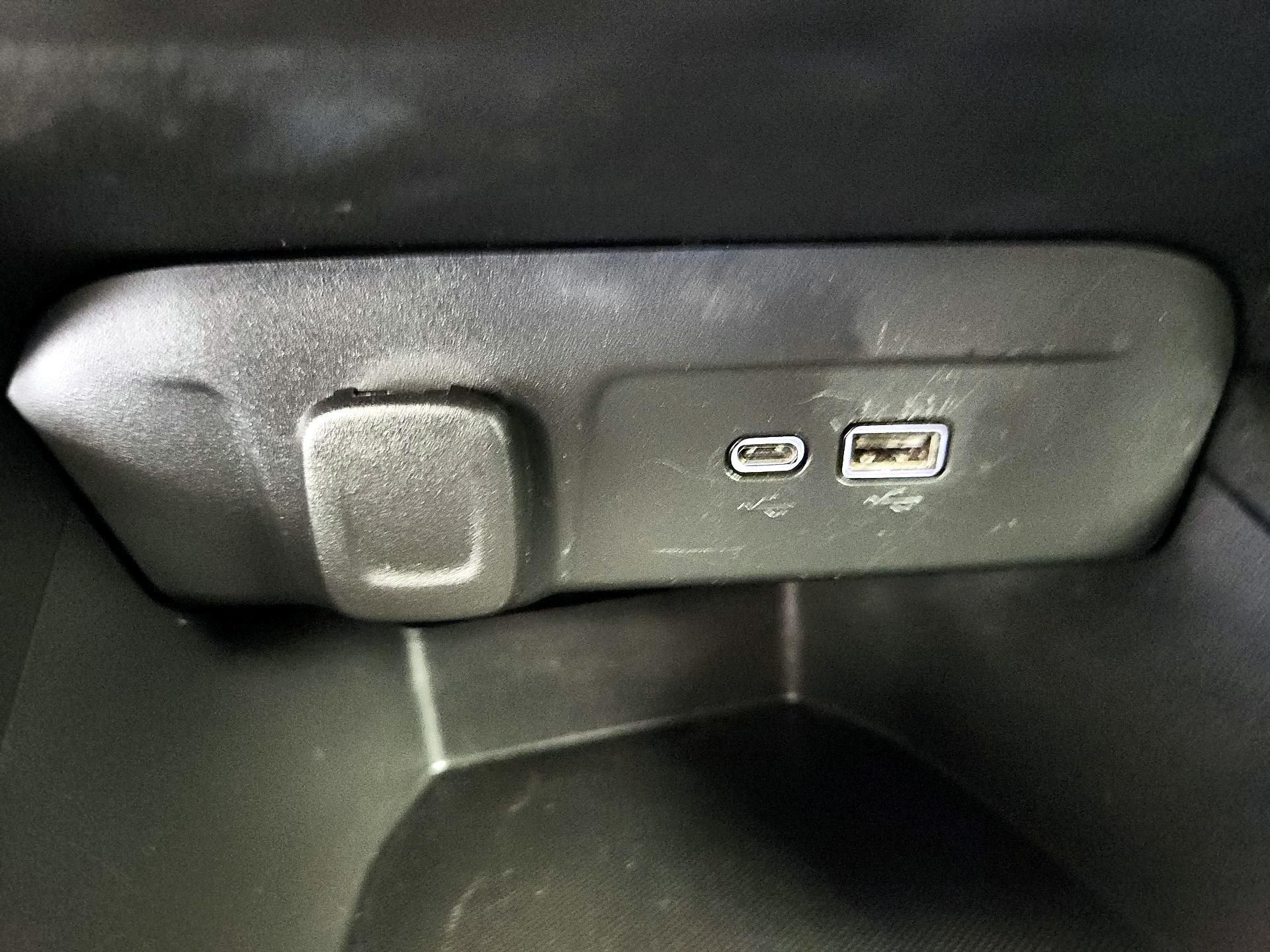 Thumbnail: 2024 Chevrolet Trax - 18