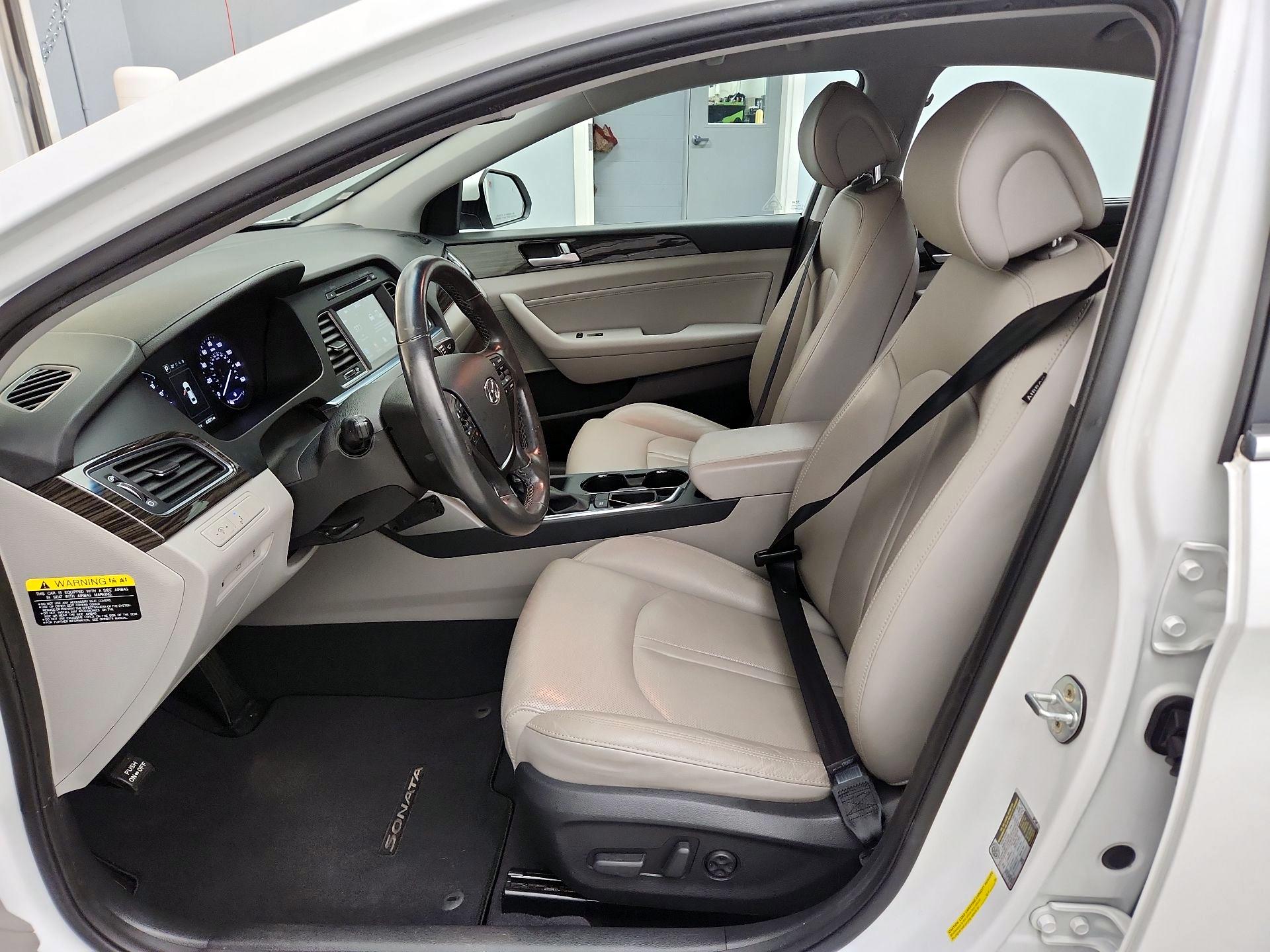 Thumbnail: 2017 Hyundai Sonata - 11