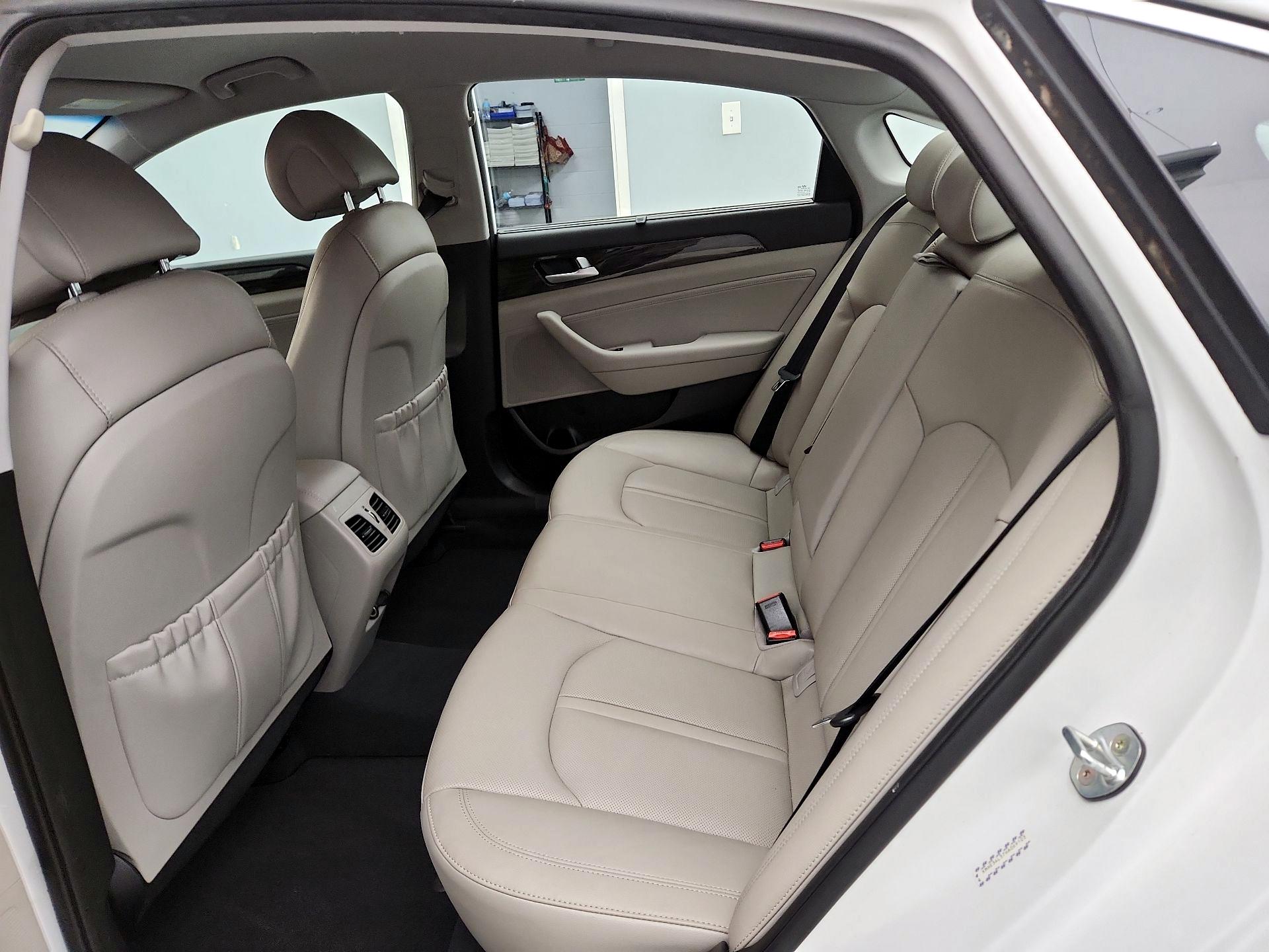 Thumbnail: 2017 Hyundai Sonata - 19