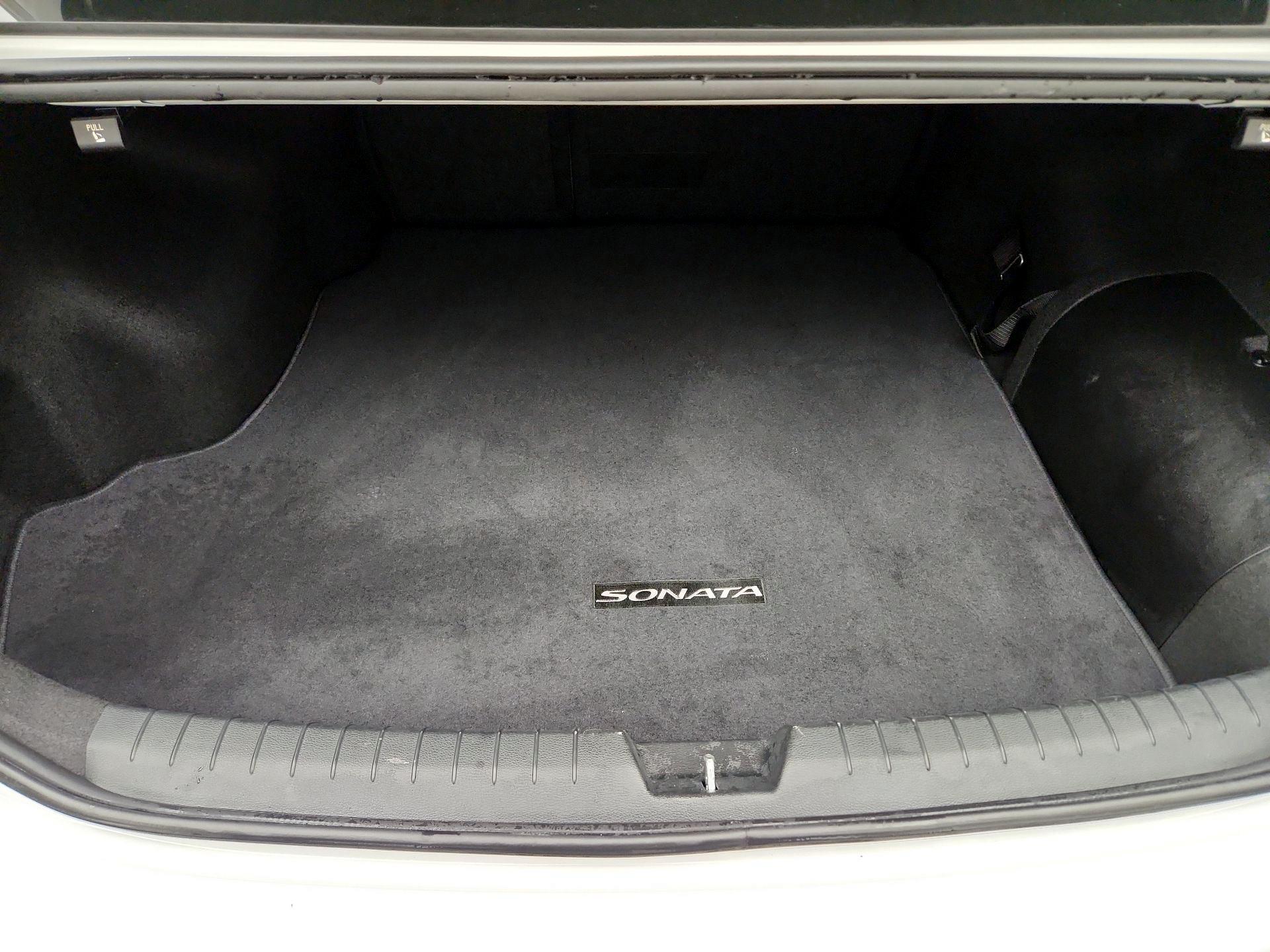 Thumbnail: 2017 Hyundai Sonata - 20