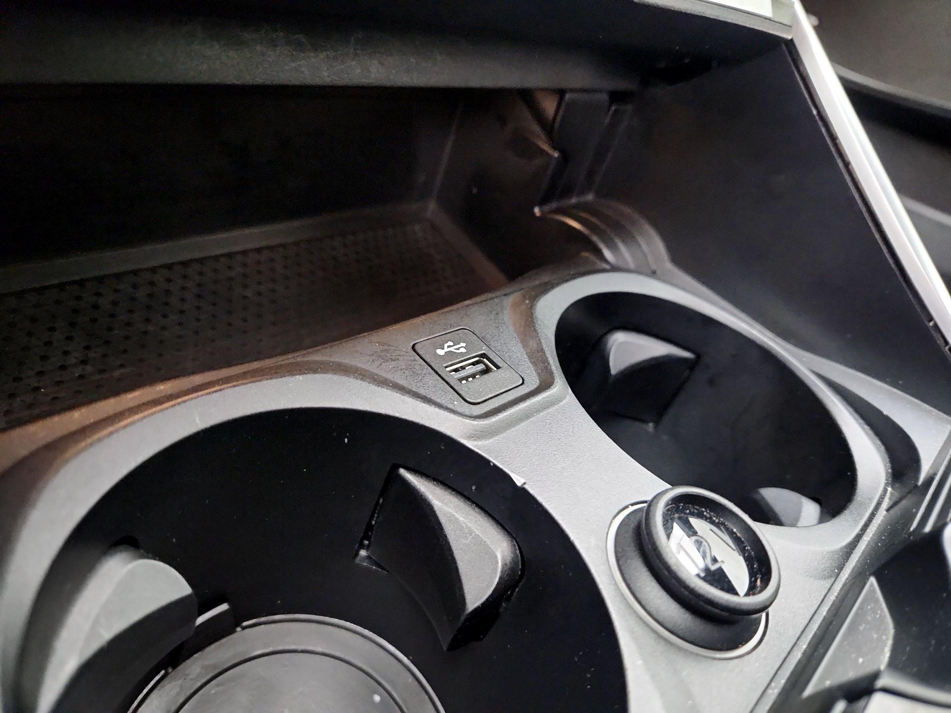 Thumbnail: 2021 BMW M3 - 19