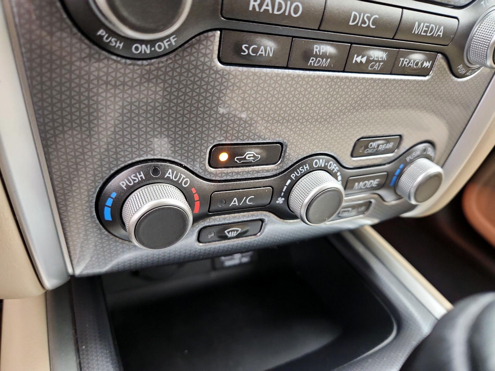 Thumbnail: 2018 Nissan Pathfinder - 17