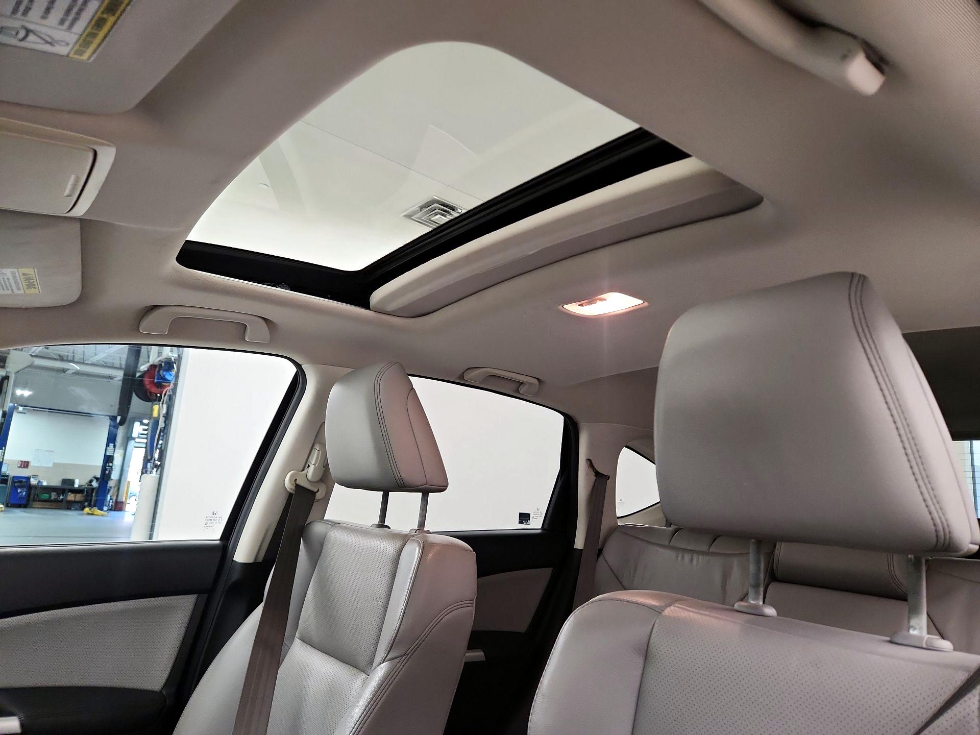 Thumbnail: 2015 Honda CR-V - 19