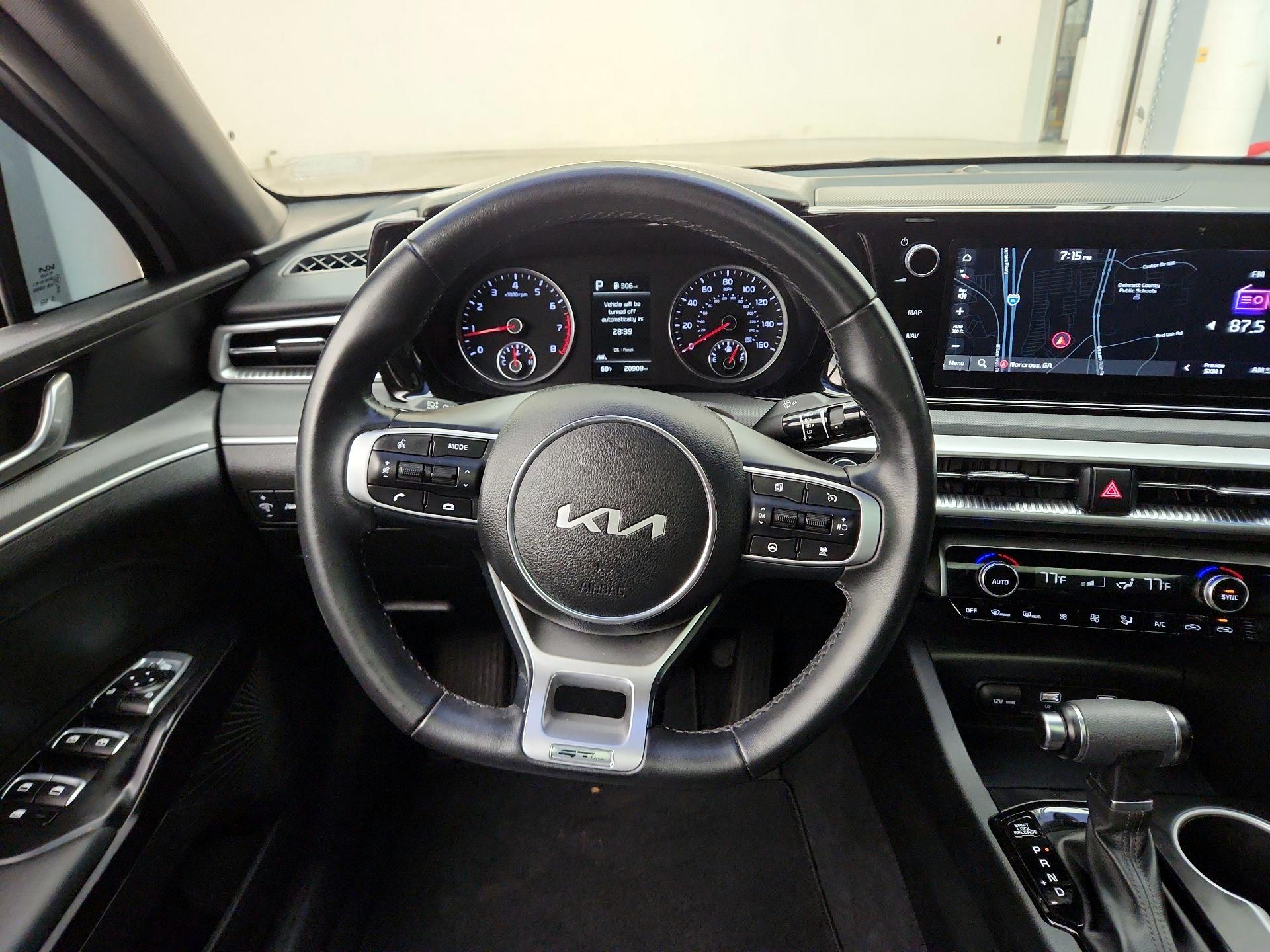 Thumbnail: 2023 Kia K5 - 10