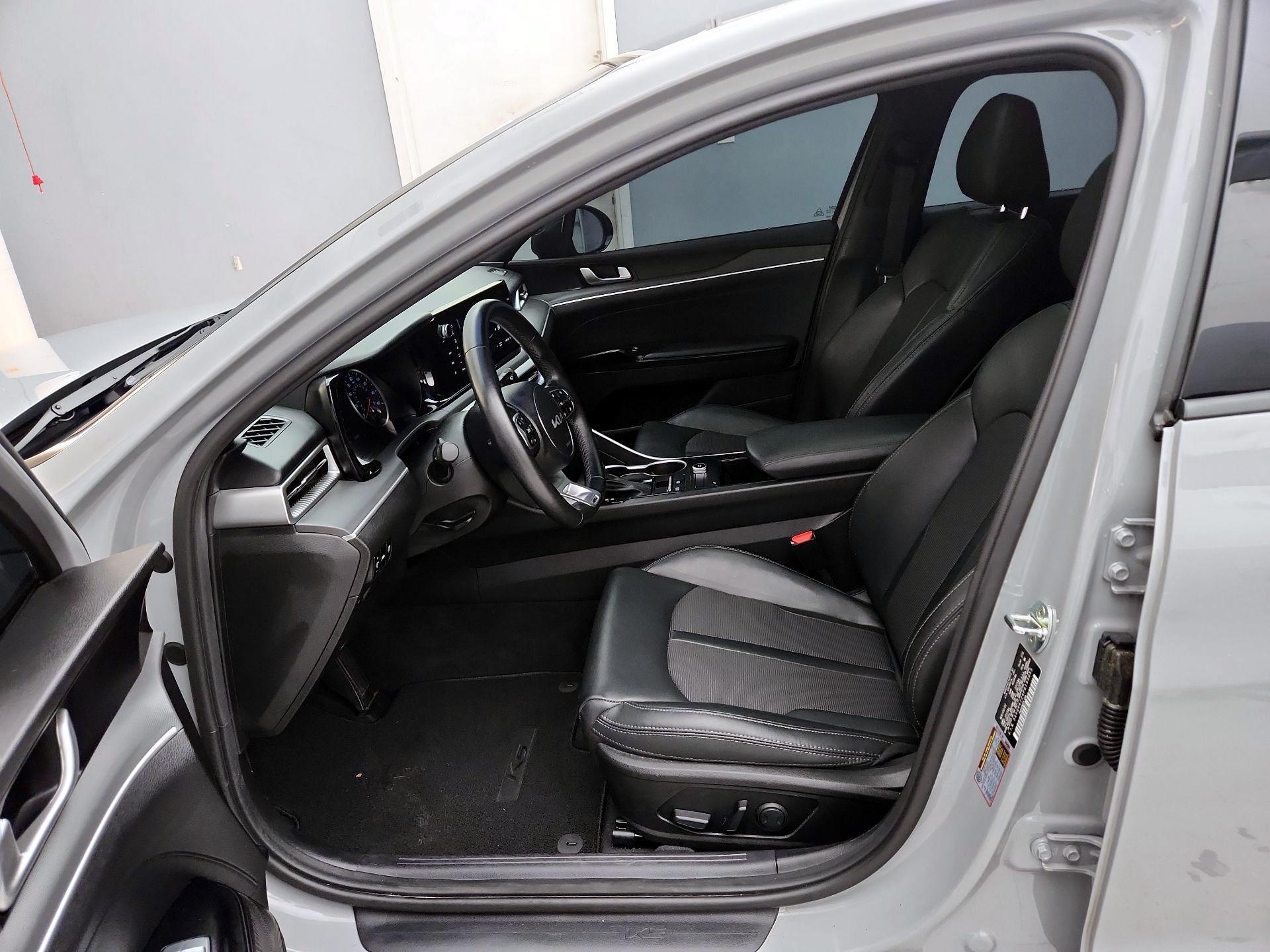 Thumbnail: 2023 Kia K5 - 11