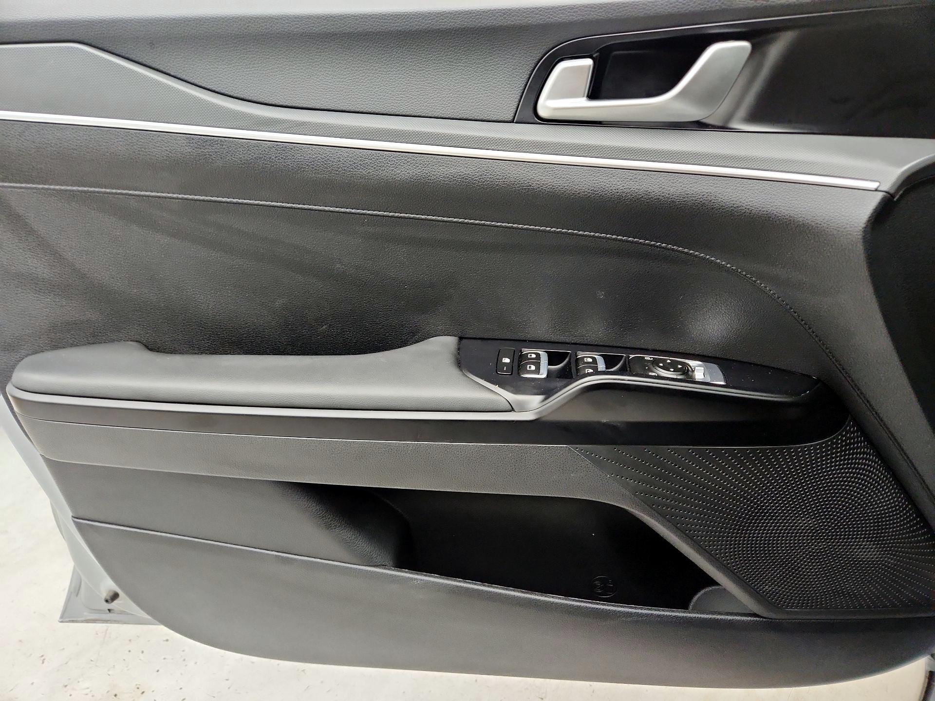 Thumbnail: 2023 Kia K5 - 12