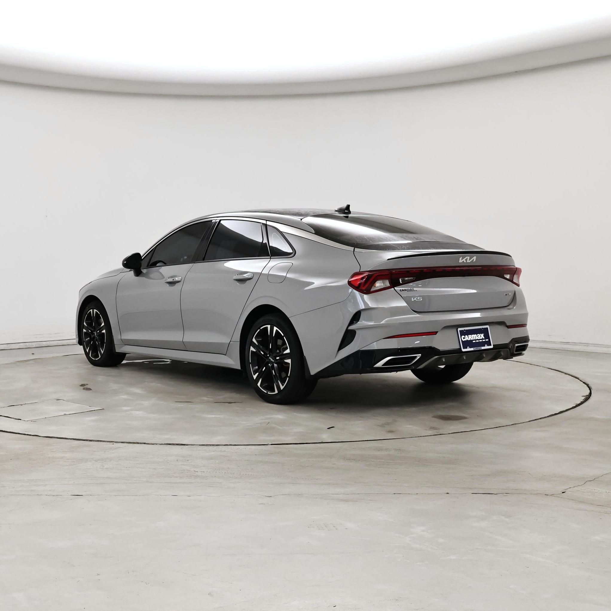 Thumbnail: 2023 Kia K5 - 2