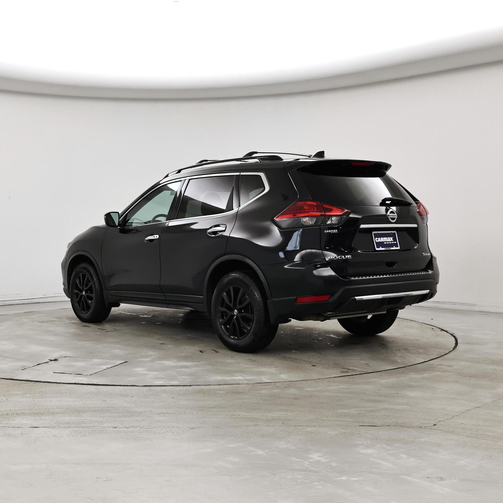 Thumbnail: 2017 Nissan Rogue - 2