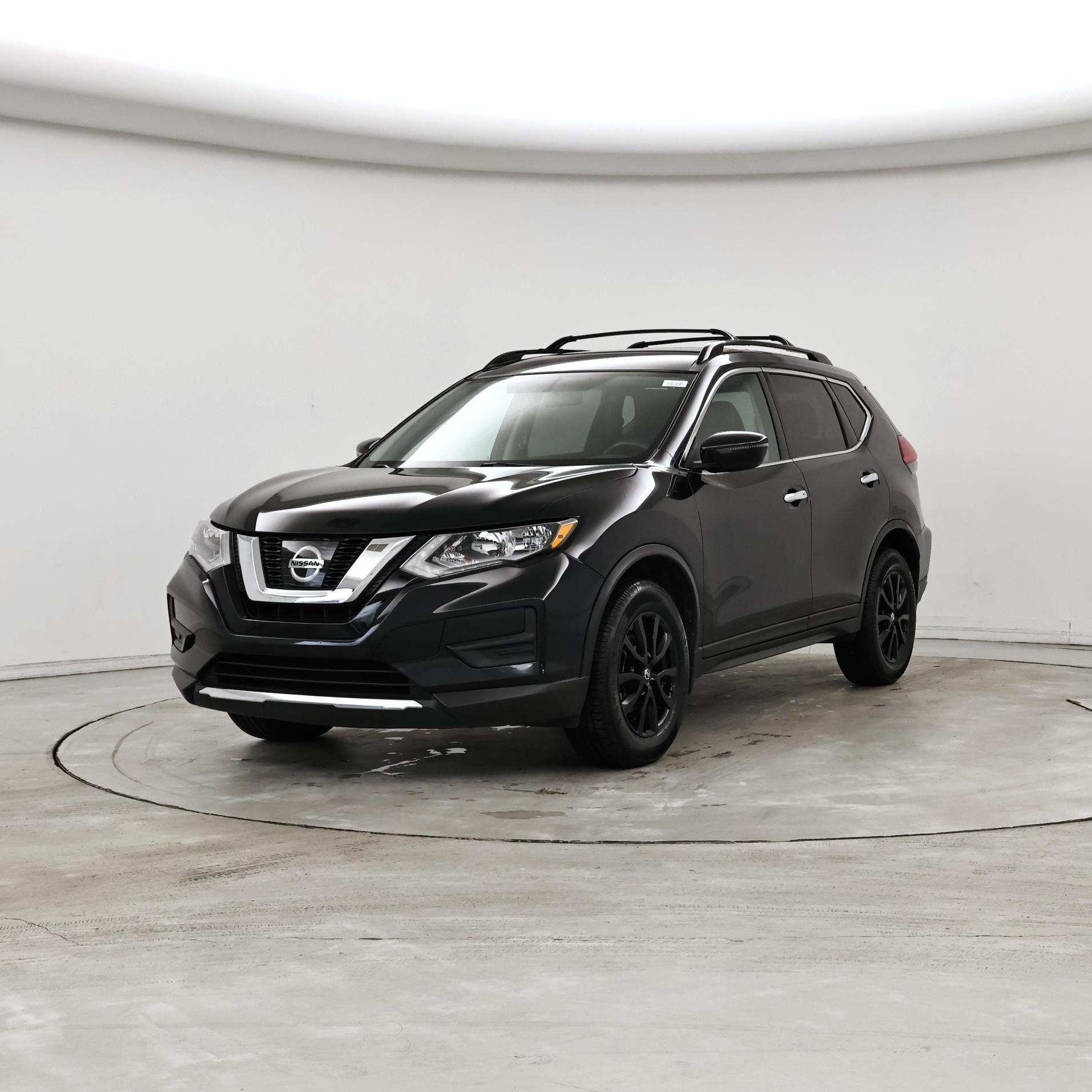 Thumbnail: 2017 Nissan Rogue - 4