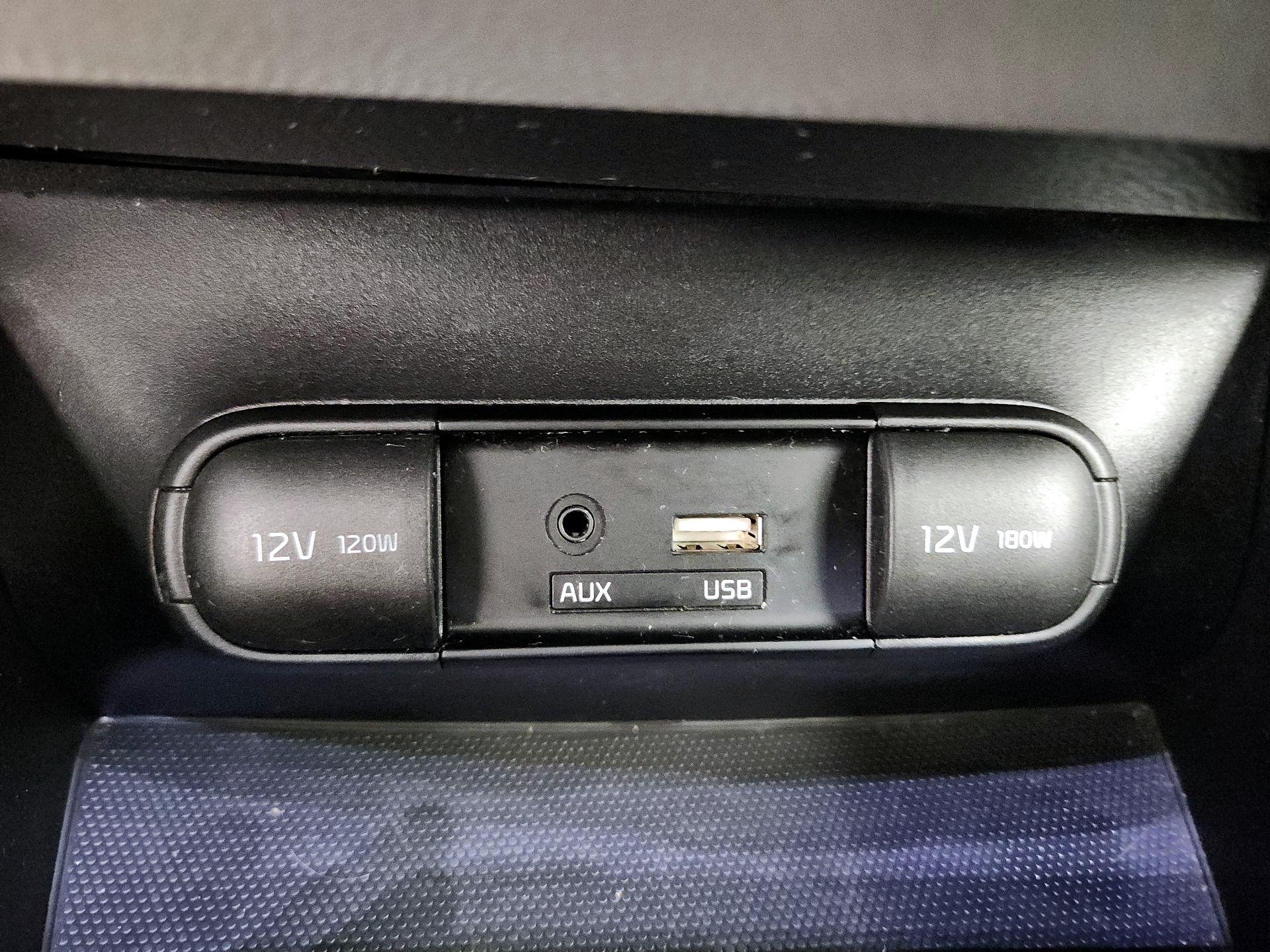 Thumbnail: 2016 Kia Soul - 19