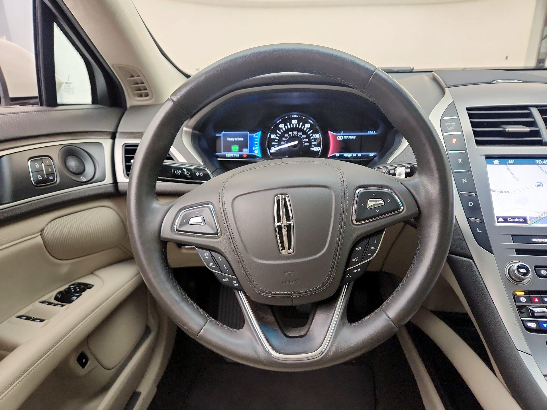 Thumbnail: 2019 Lincoln MKZ - 10