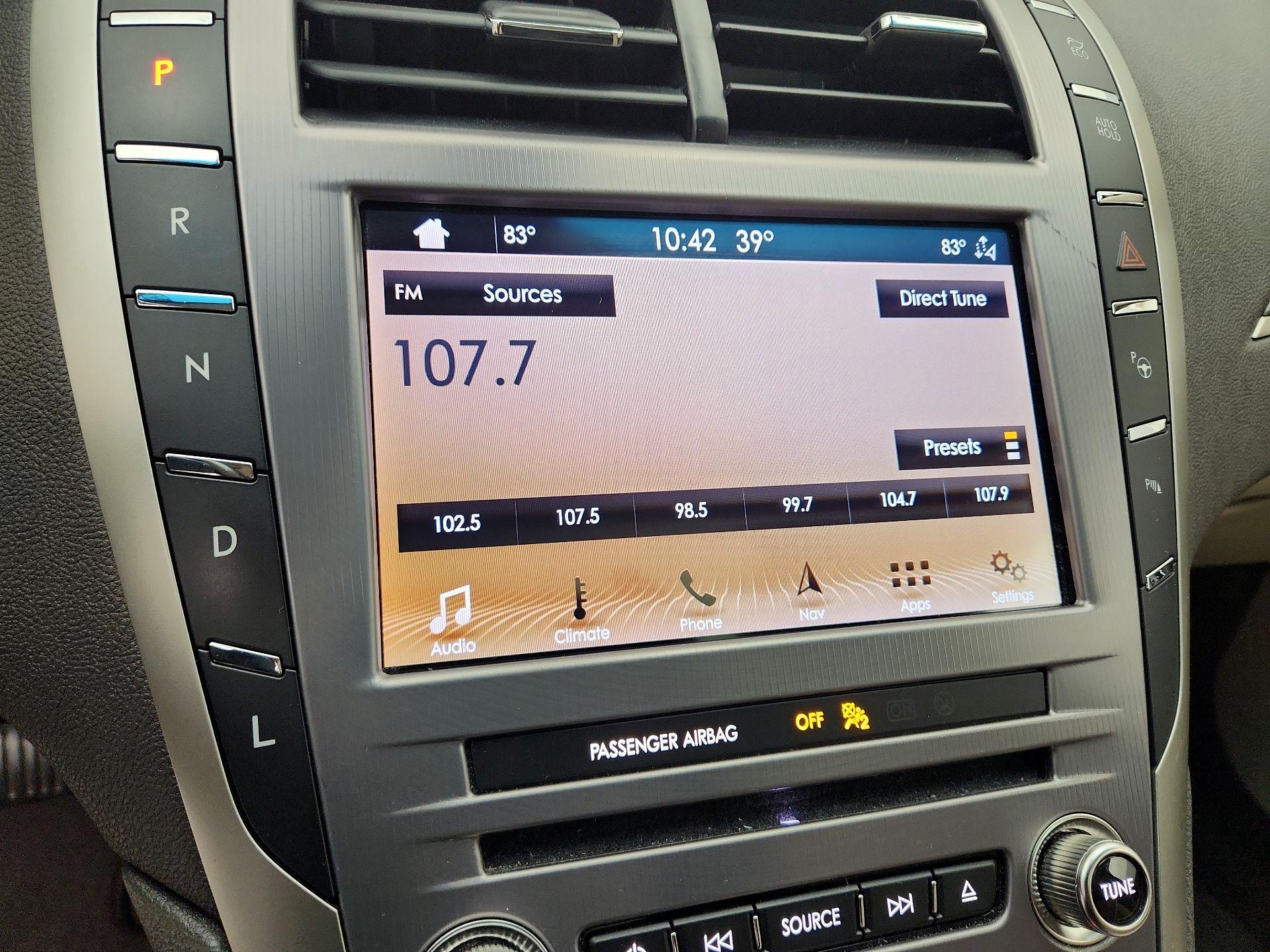 Thumbnail: 2019 Lincoln MKZ - 16