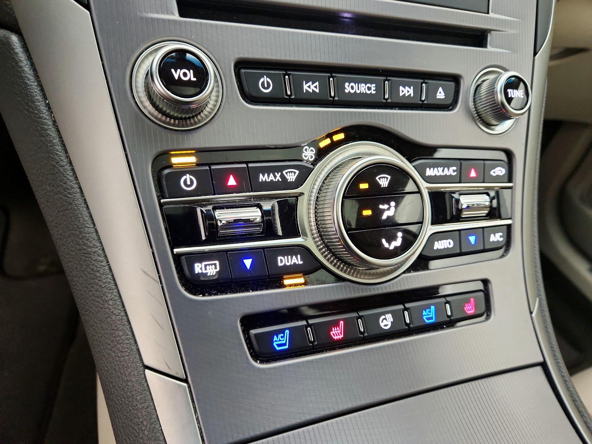 Thumbnail: 2019 Lincoln MKZ - 17