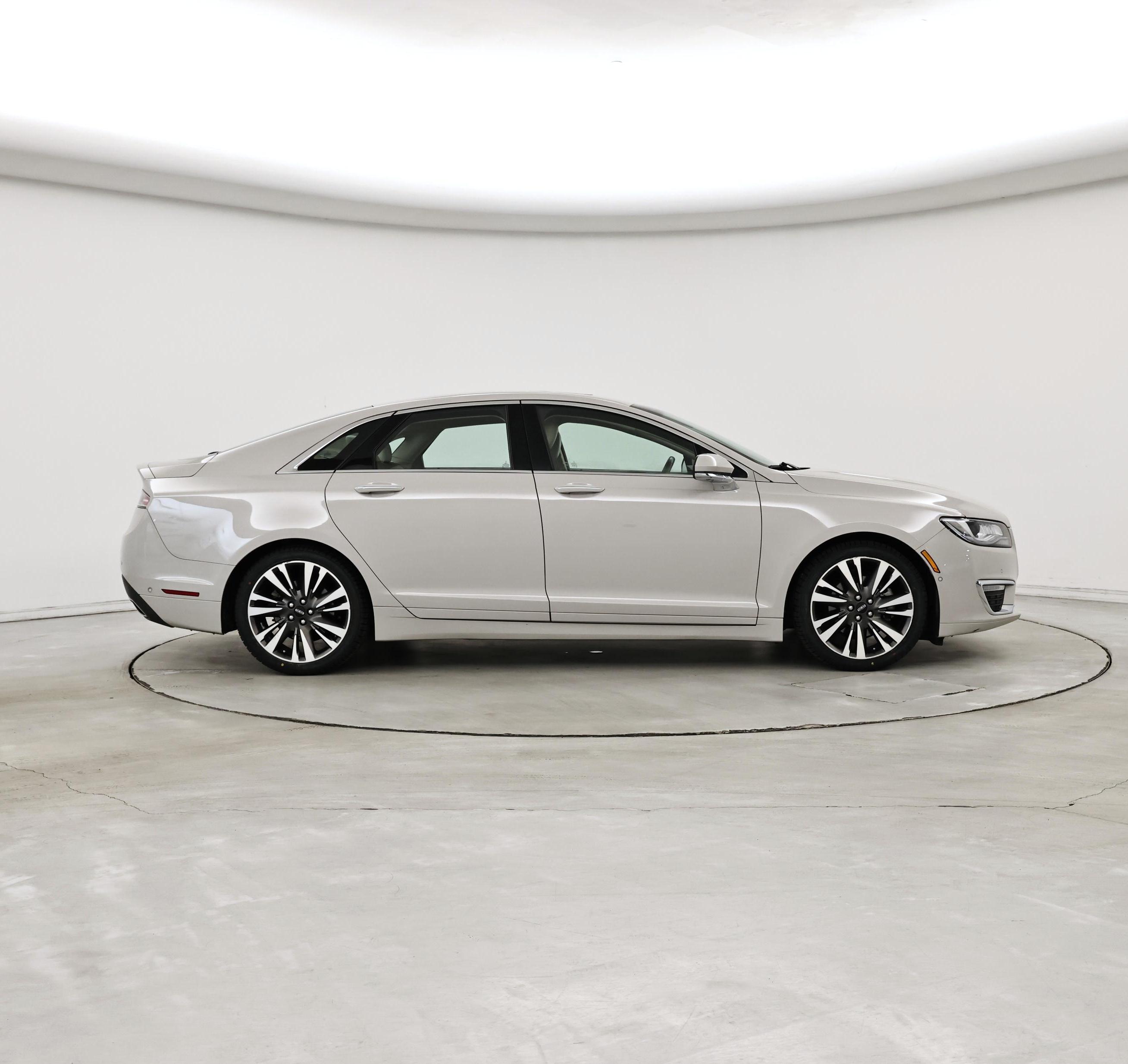 Thumbnail: 2019 Lincoln MKZ - 7