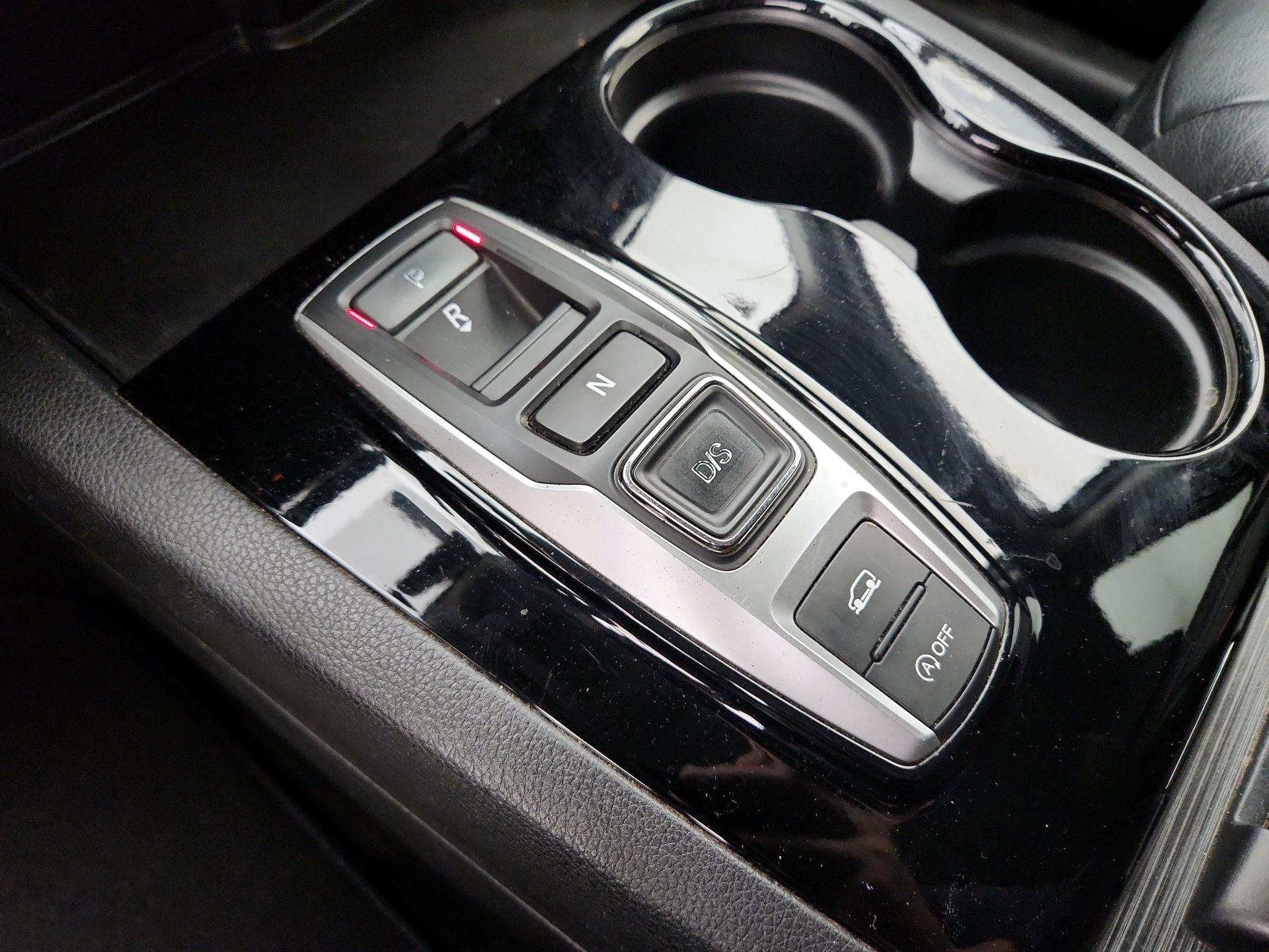 Thumbnail: 2017 Honda Pilot - 17