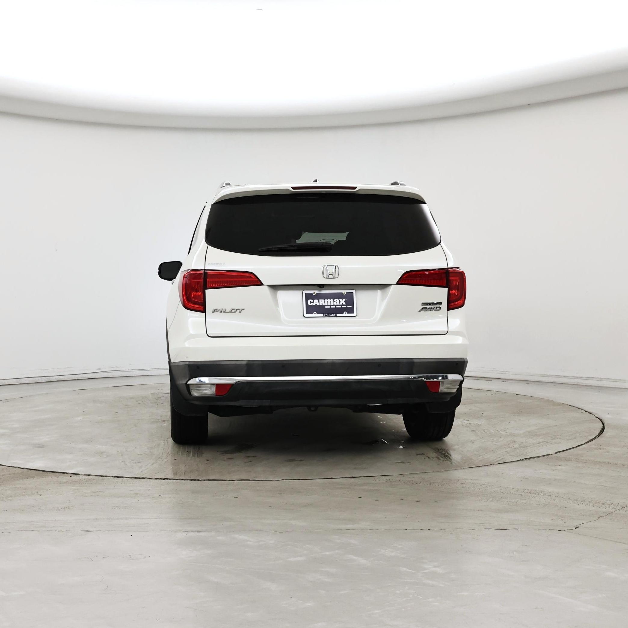 Thumbnail: 2017 Honda Pilot - 6