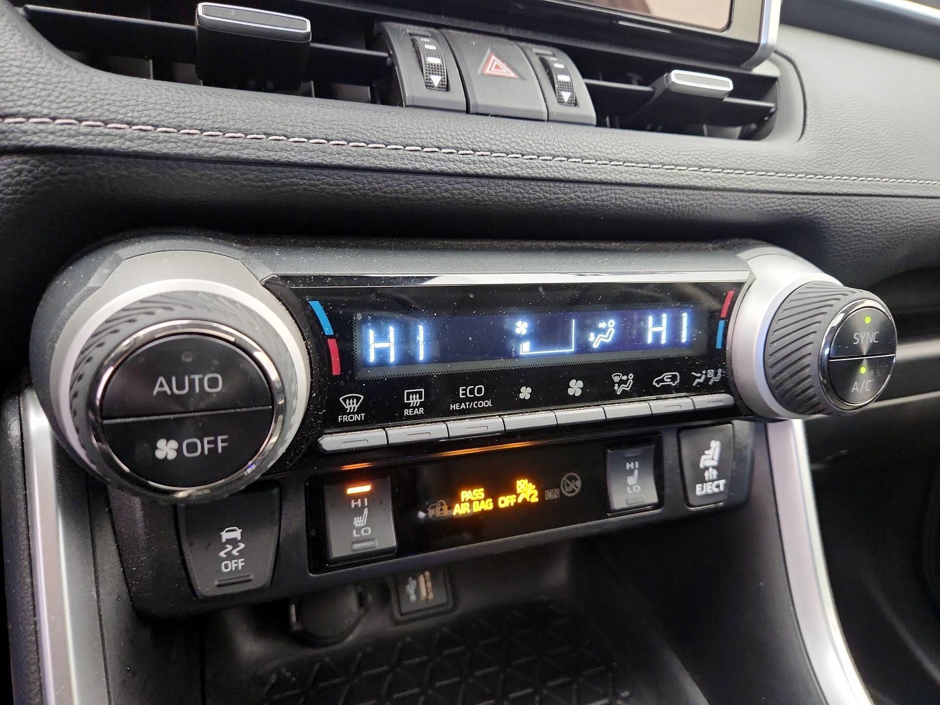 Thumbnail: 2024 Toyota RAV4 - 16