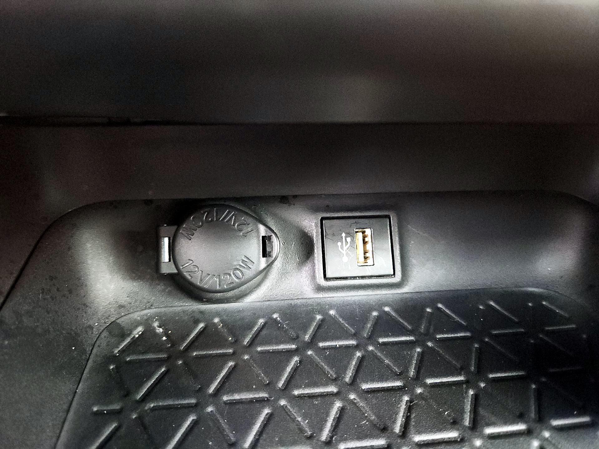 Thumbnail: 2024 Toyota RAV4 - 18