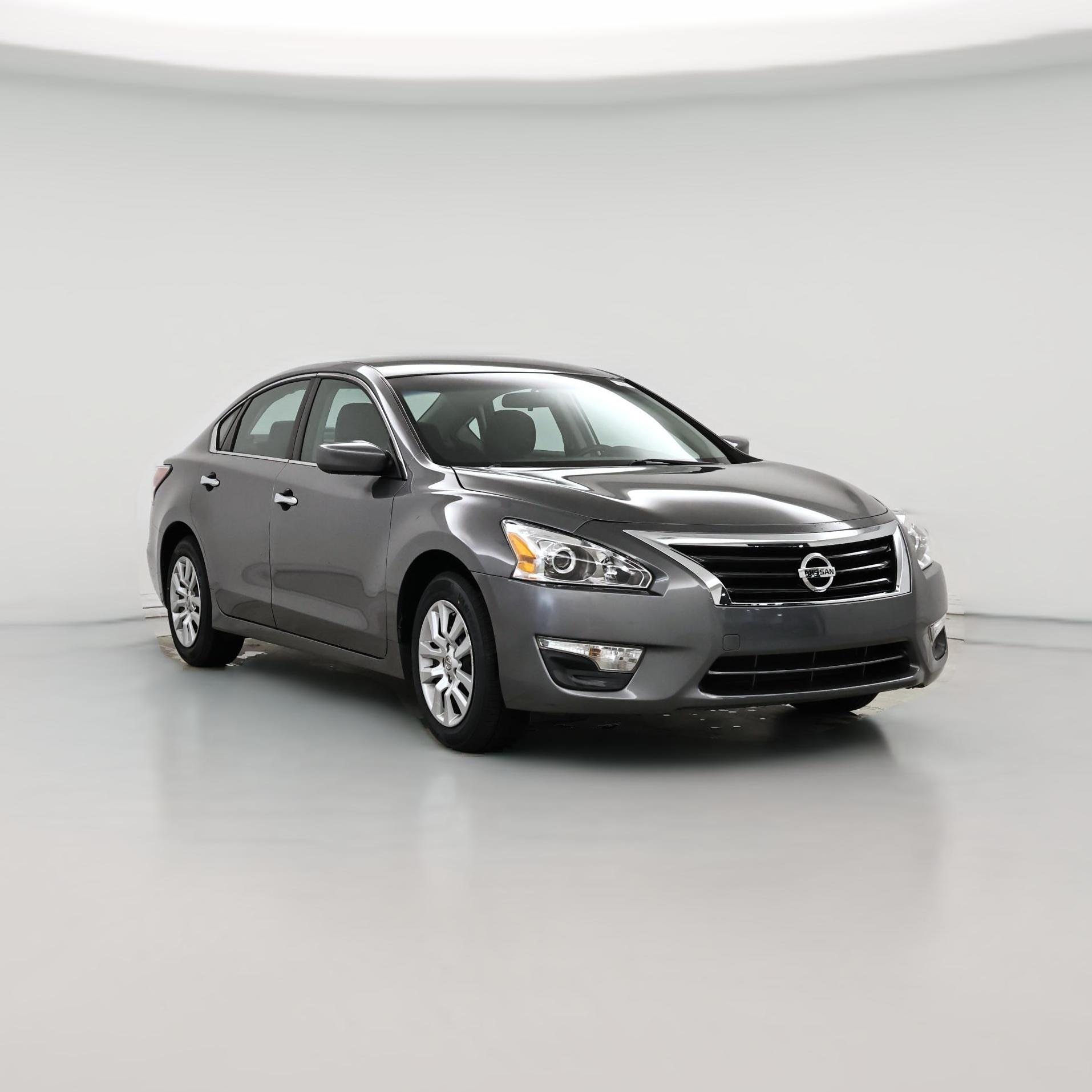 Thumbnail: 2015 Nissan Altima - 1