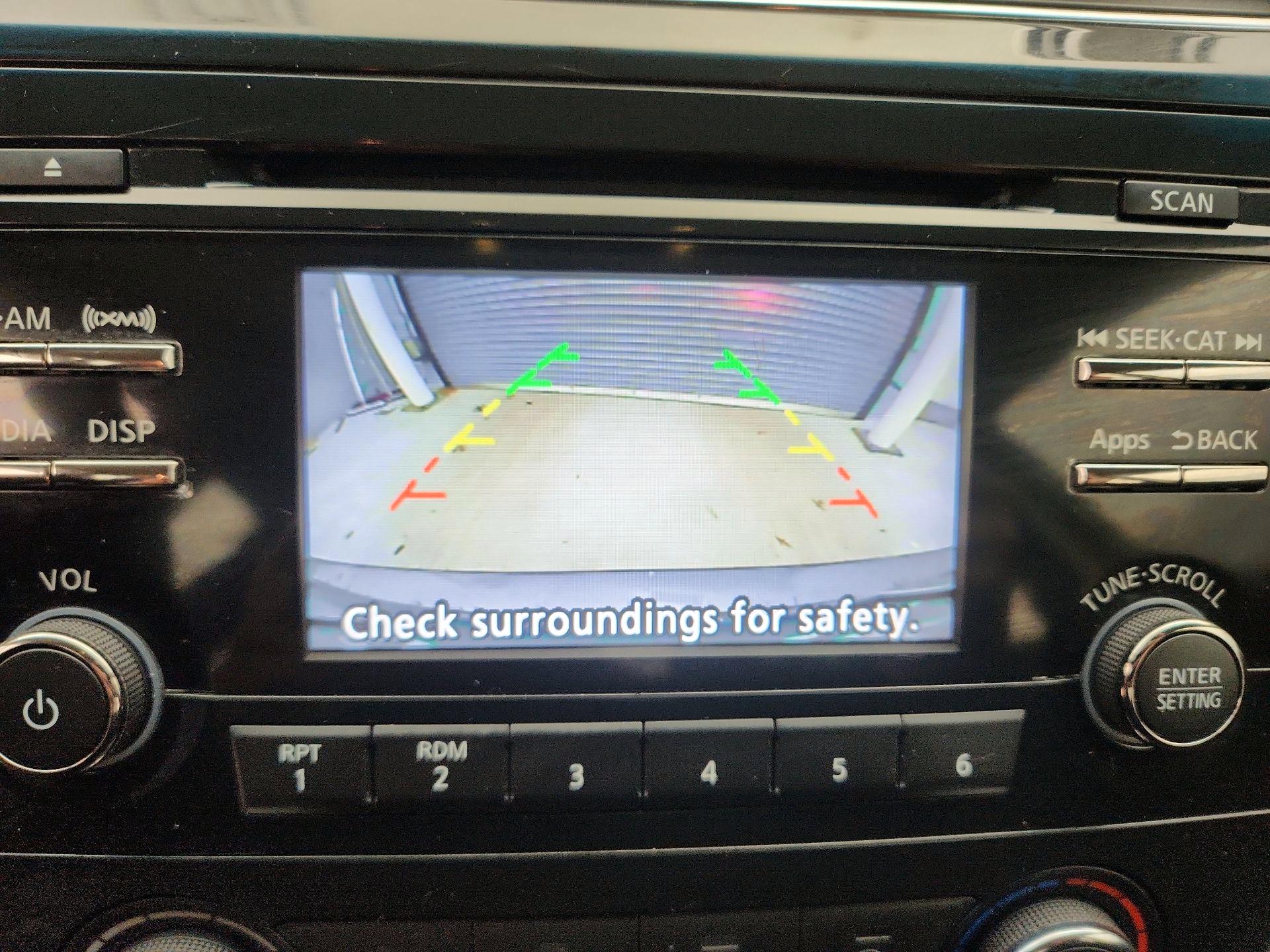 Thumbnail: 2015 Nissan Altima - 14