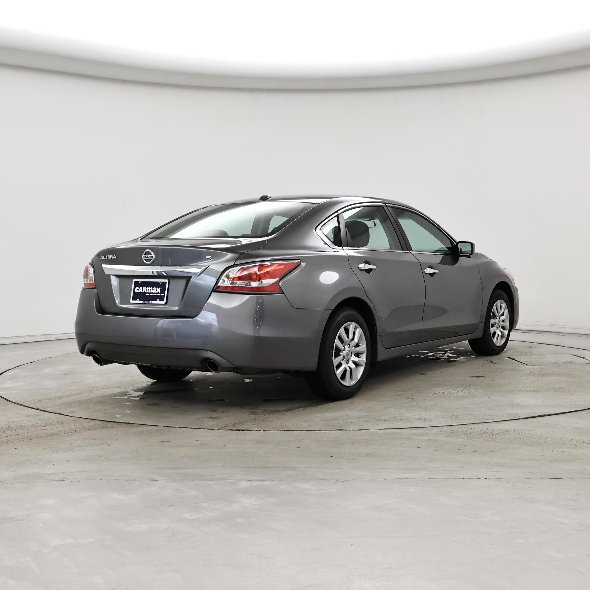 Thumbnail: 2015 Nissan Altima - 8