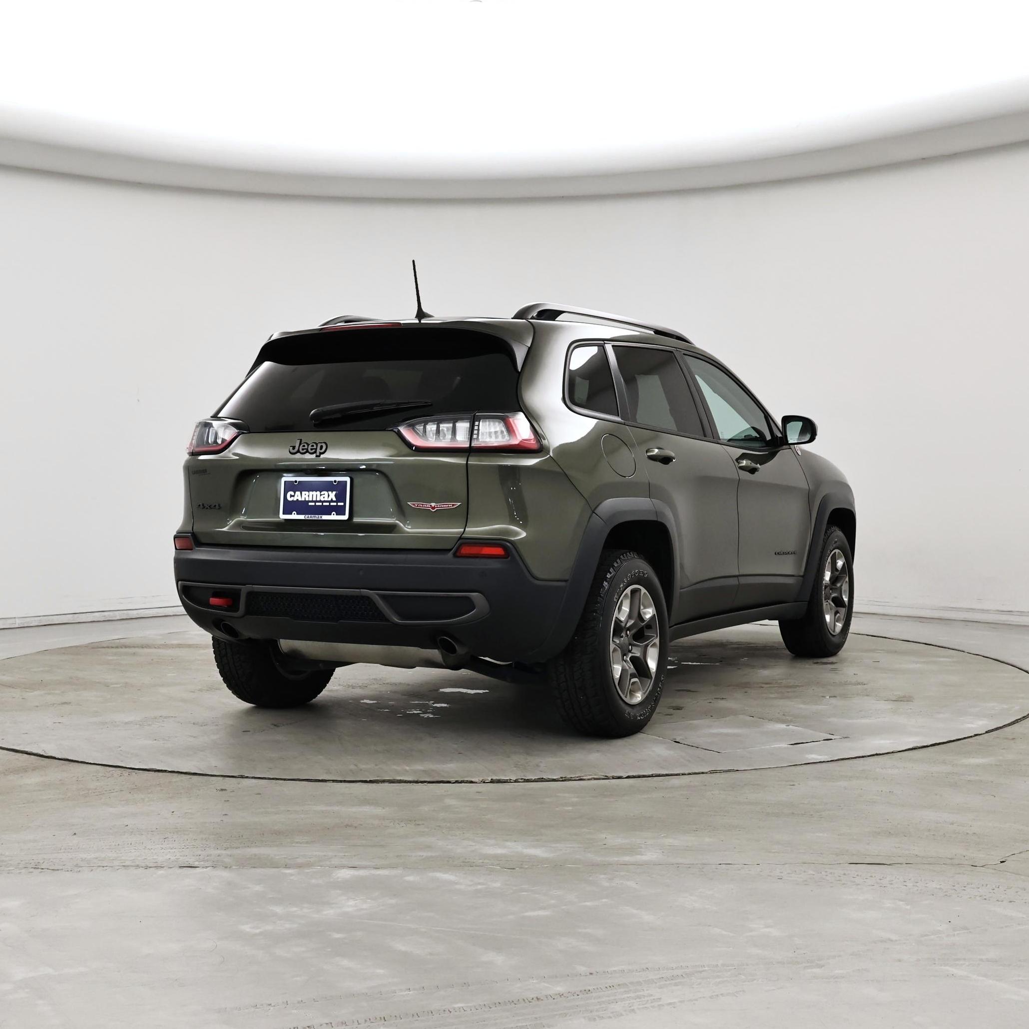 Thumbnail: 2019 Jeep Cherokee - 8