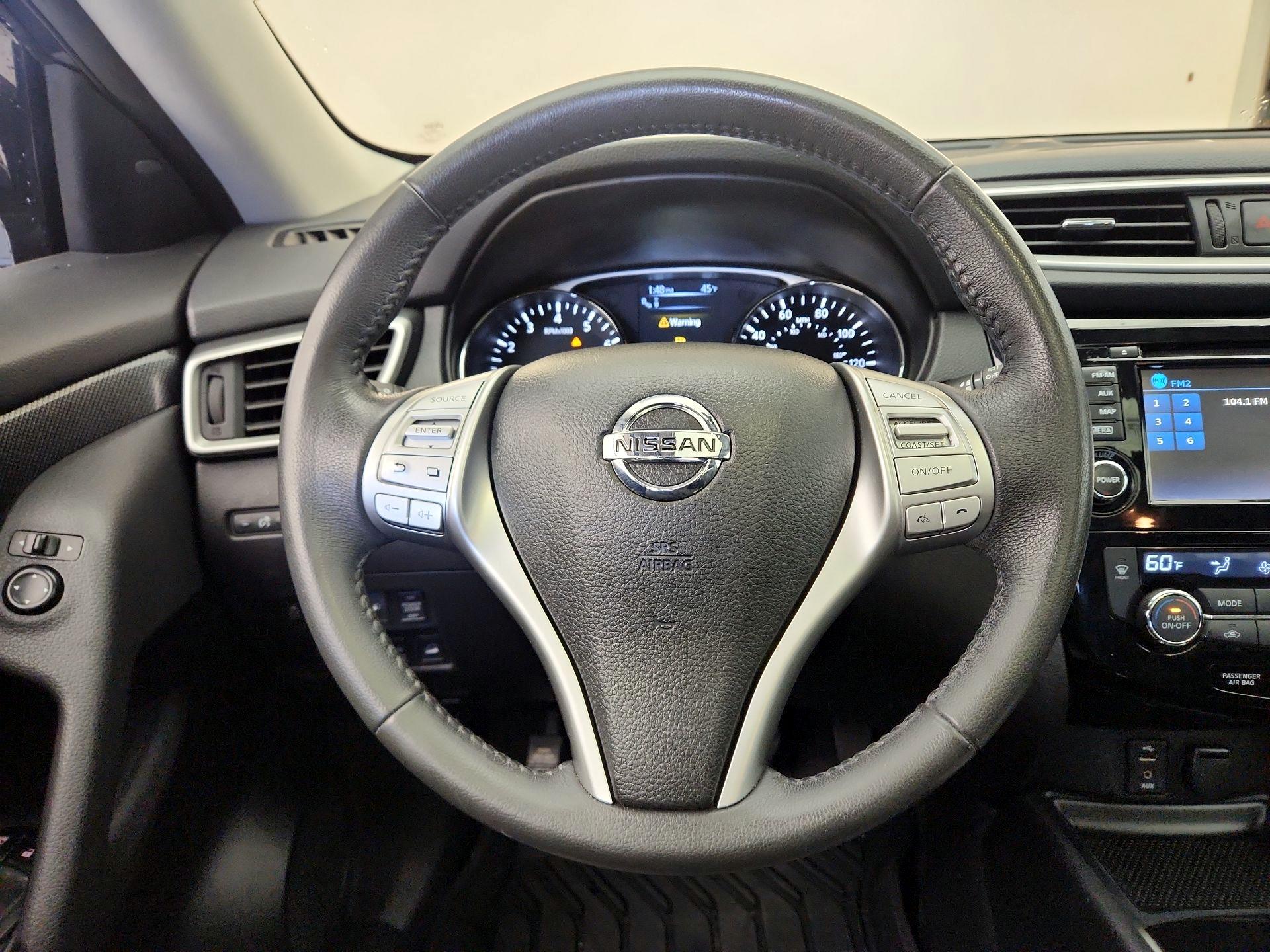 Thumbnail: 2016 Nissan Rogue - 10