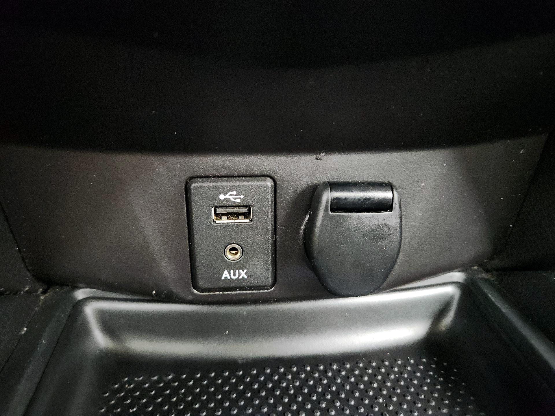 Thumbnail: 2016 Nissan Rogue - 19