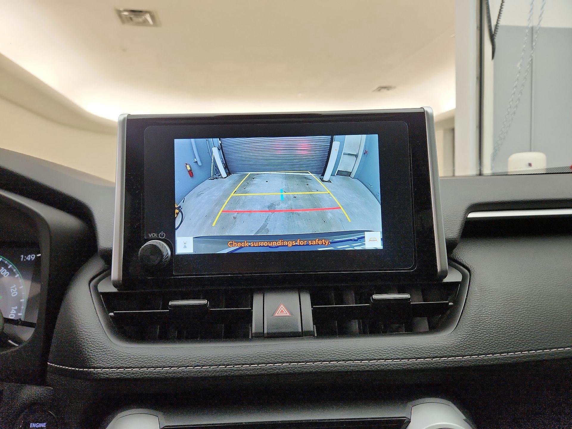 Thumbnail: 2025 Toyota RAV4 - 15