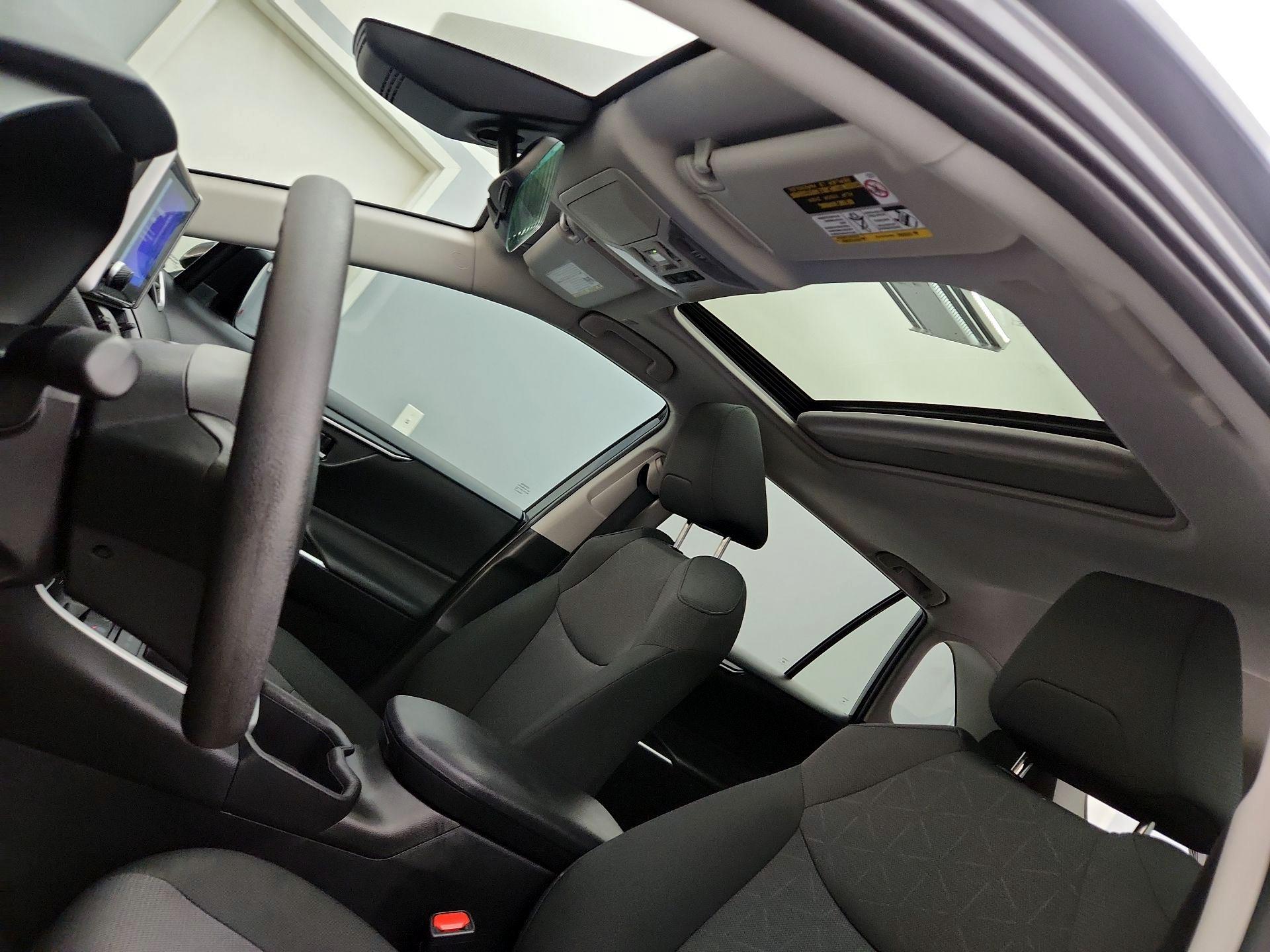 Thumbnail: 2025 Toyota RAV4 - 20