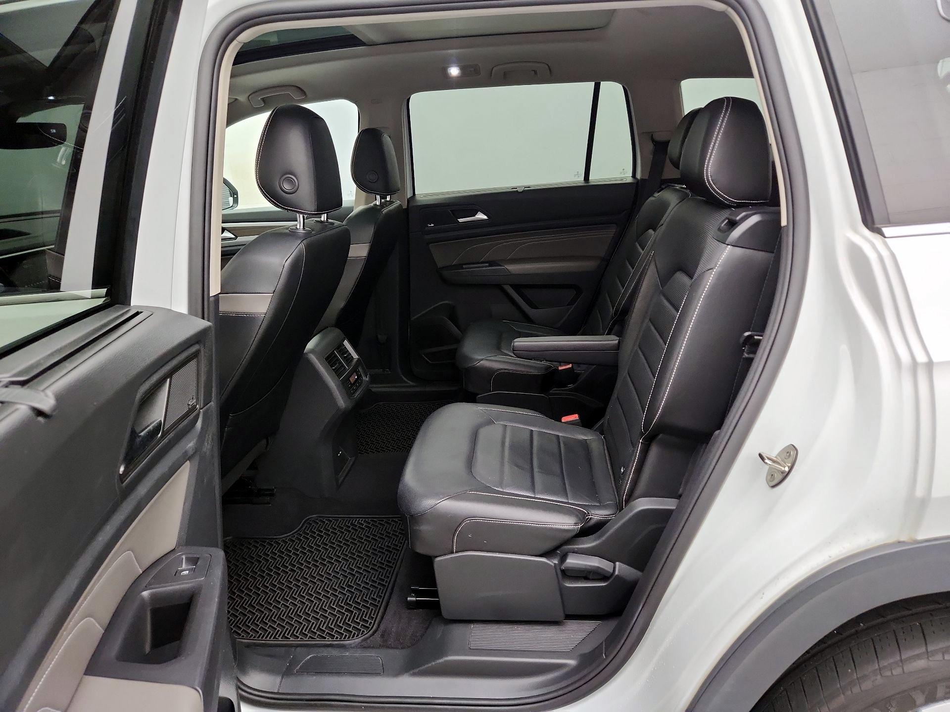 Thumbnail: 2021 Volkswagen Atlas - 20