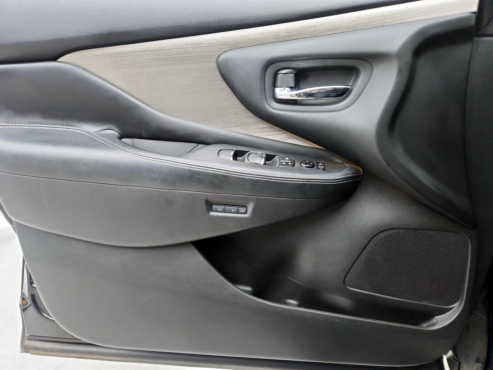 Thumbnail: 2015 Nissan Murano - 12