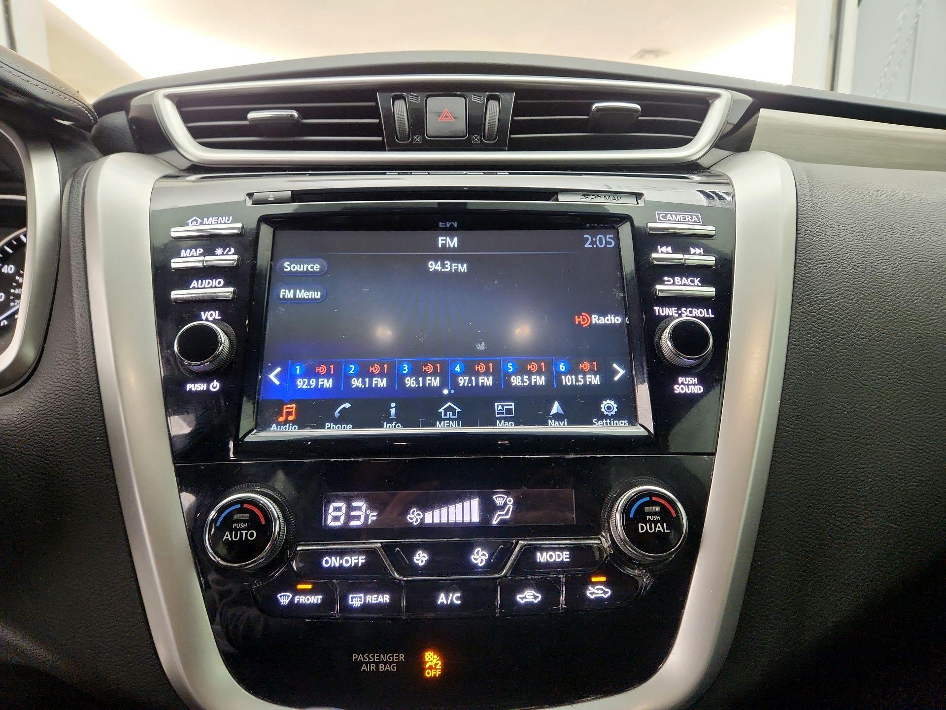 Thumbnail: 2015 Nissan Murano - 16