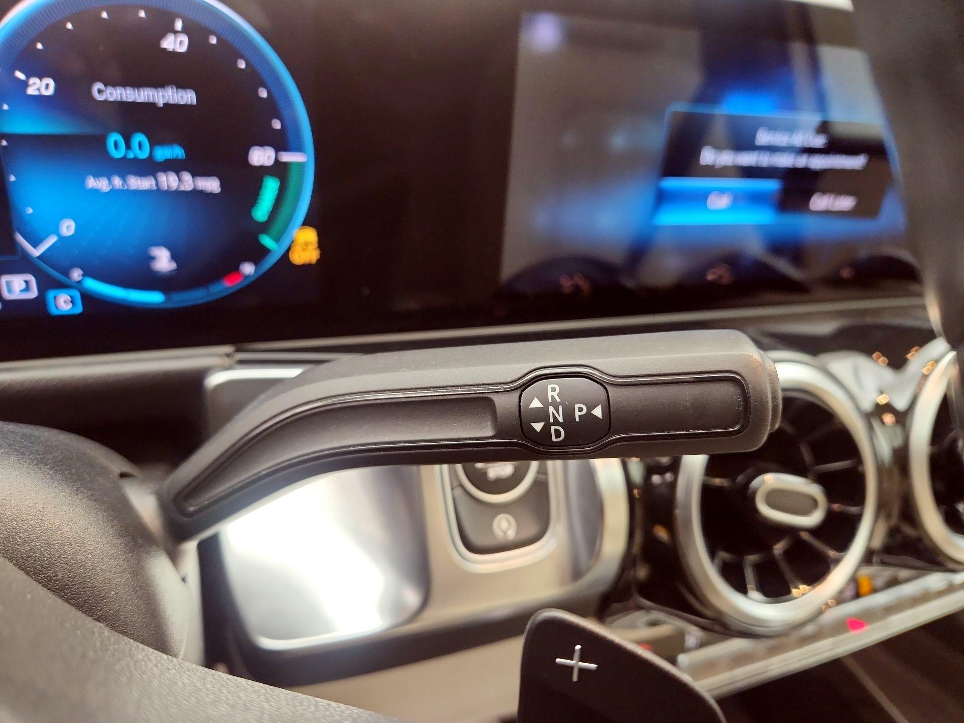 Thumbnail: 2020 Mercedes-Benz GLB - 17