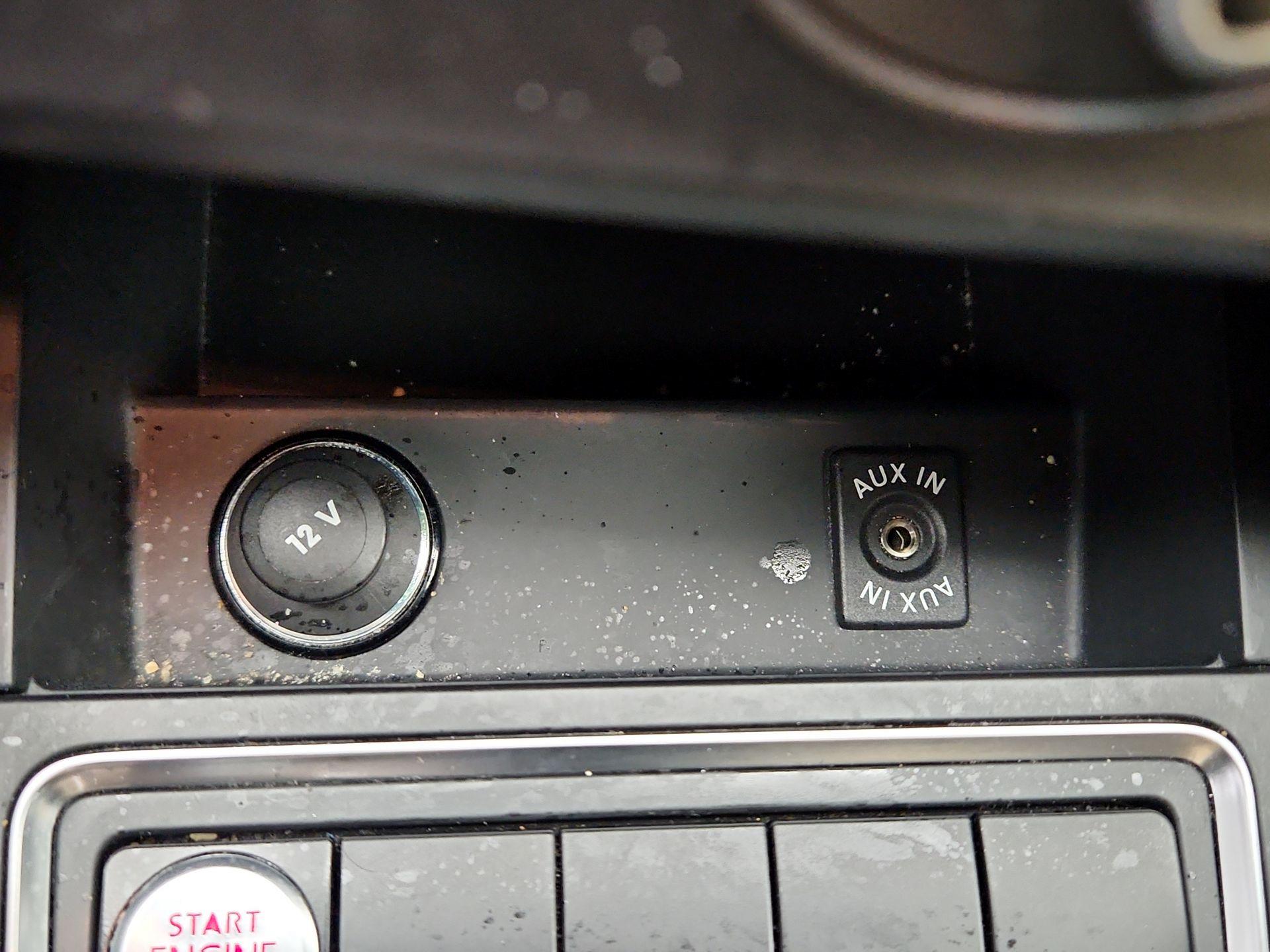 Thumbnail: 2015 Volkswagen Jetta - 18